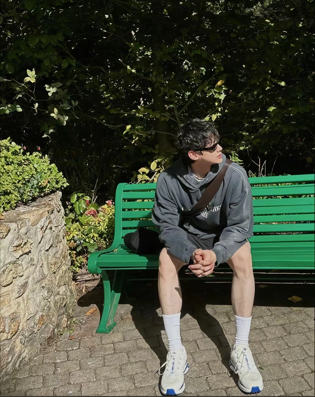 白敬亭的穿搭"图鉴"