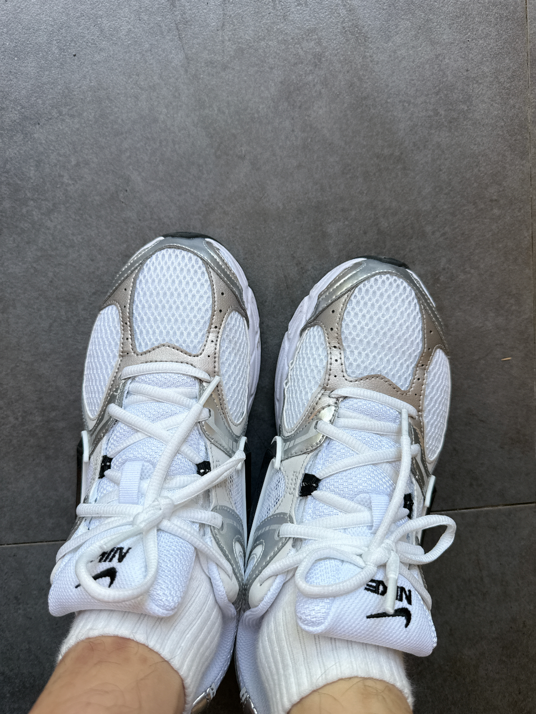 custom review-Nike V5 RNR Slip Resistant Abrasion Resistant Low Top Повседневные Беговые кроссовки Мужские Белый Серебряный