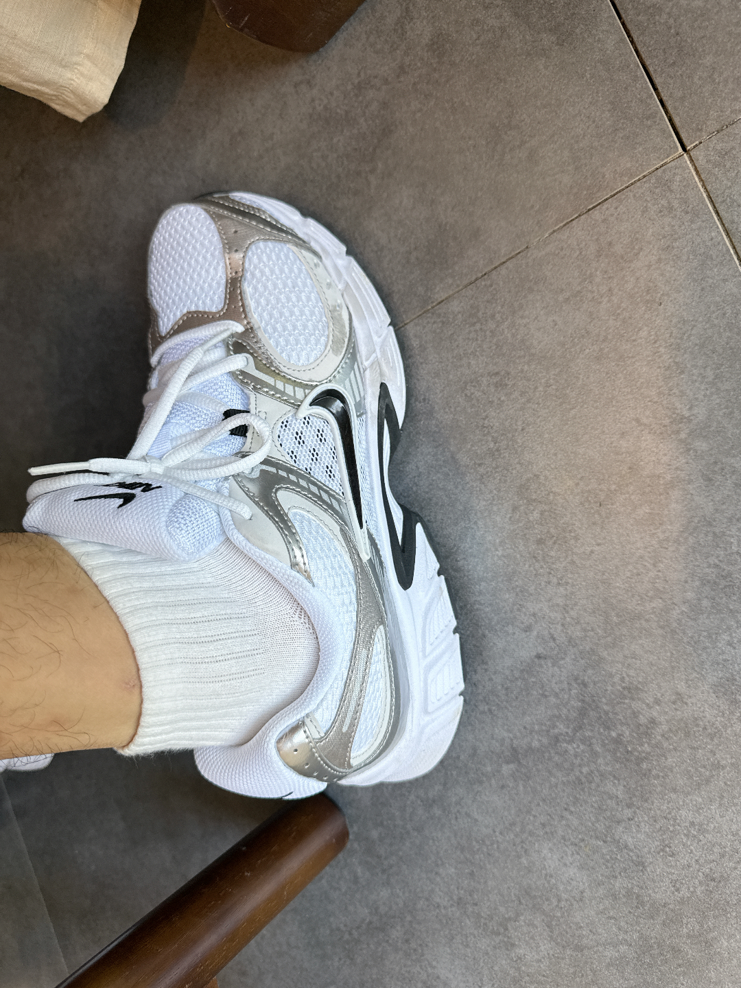 custom review-Nike V5 RNR Slip Resistant Abrasion Resistant Low Top Повседневные Беговые кроссовки Мужские Белый Серебряный