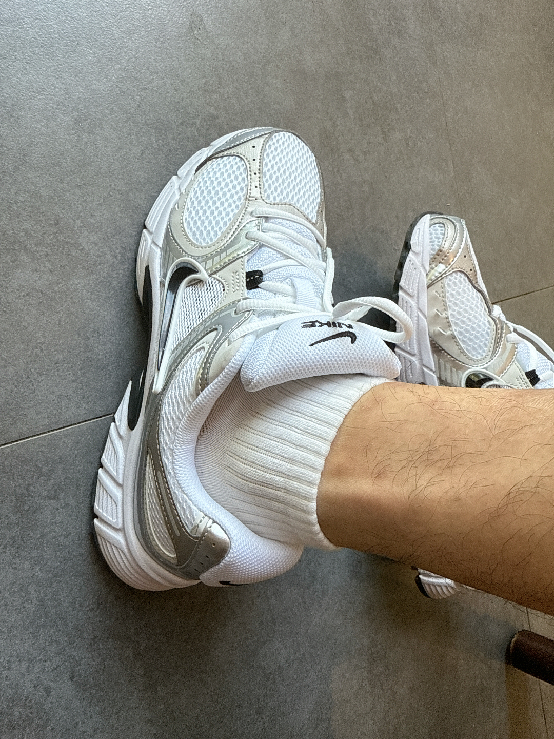 custom review-Nike V5 RNR Slip Resistant Abrasion Resistant Low Top Повседневные Беговые кроссовки Мужские Белый Серебряный