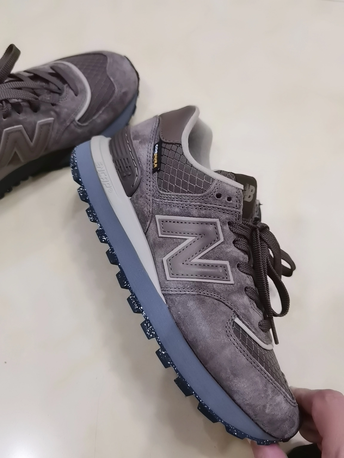 custom review-New Balance NB 574 Устойчивый к истиранию Низкий Топ Повседневная обувь Мужская Серый Коричневый