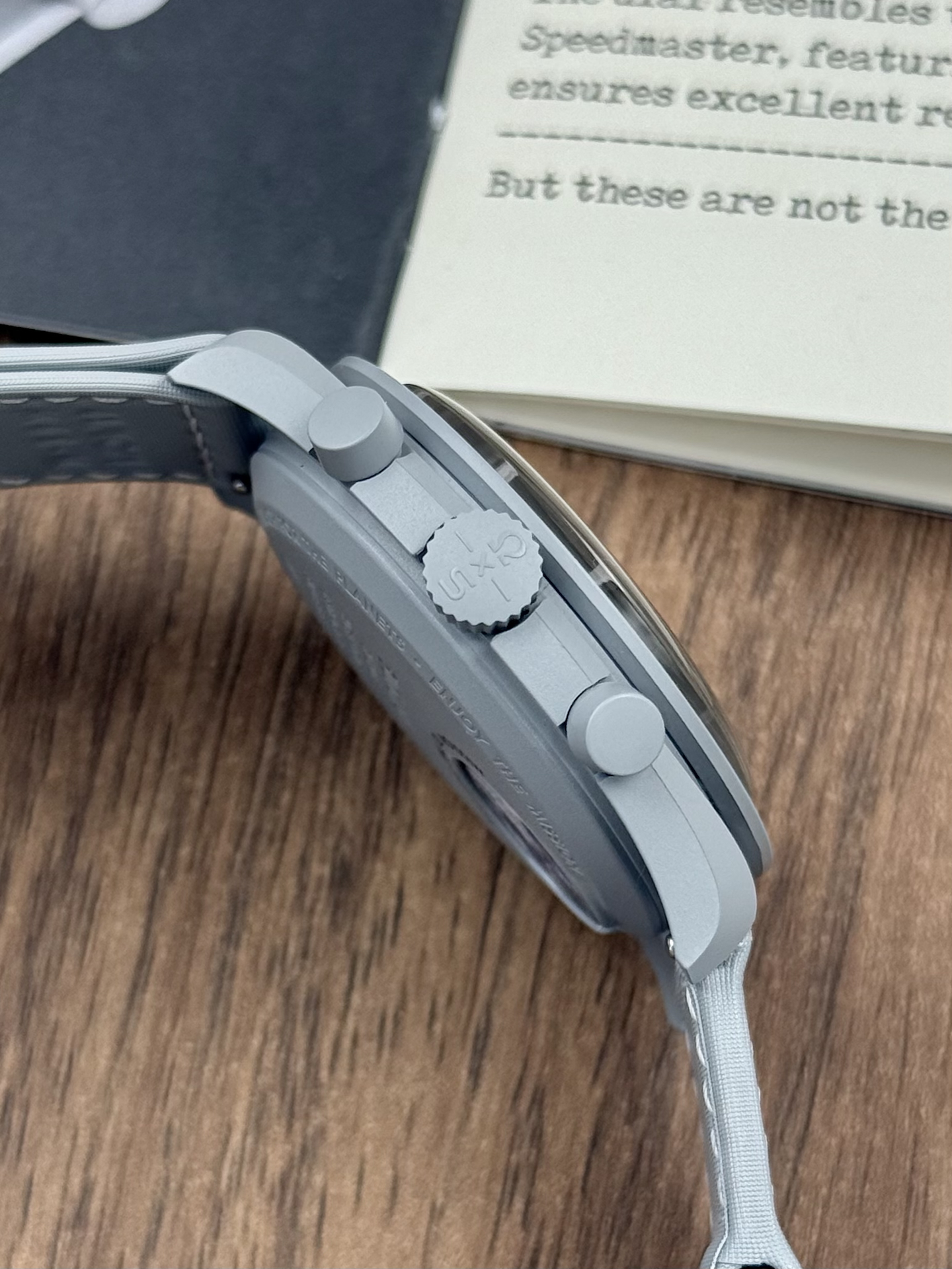 custom review-OMEGA Swatch Quartz Механизм 30 м Водонепроницаемость Унисекс Часы 42 мм Белый Циферблат Резина Биокерамика Шнуровка