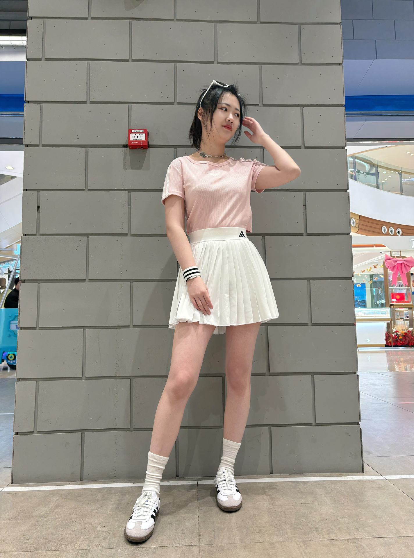 满满
#分享少女感穿搭 #宝藏休闲短袖穿搭分享 #今日份短裙穿搭分享