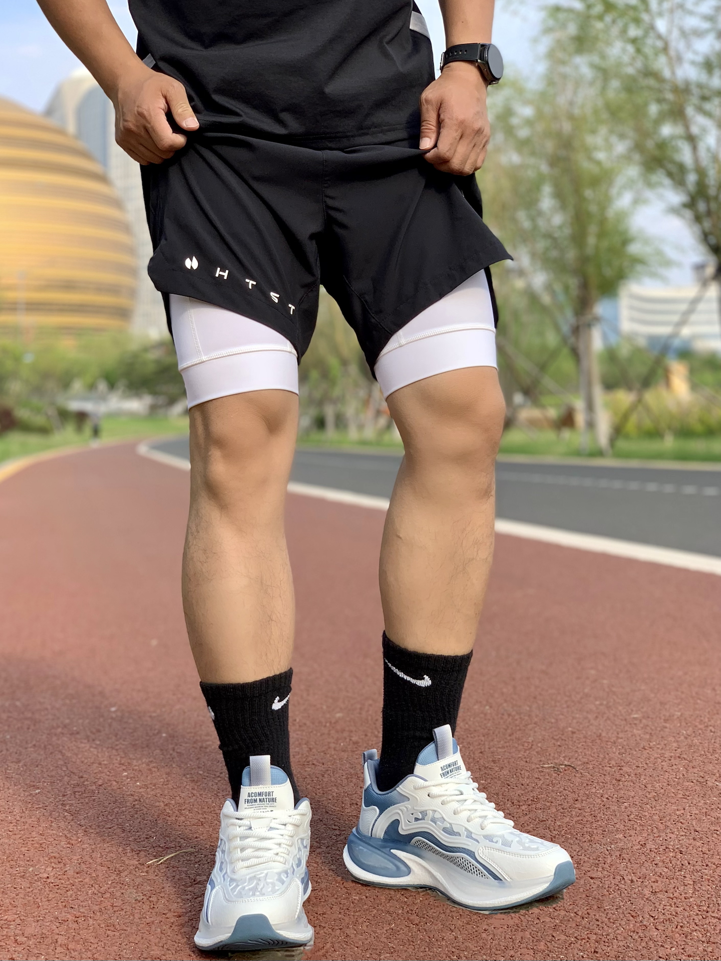 运动系男生必备的跑步短裤