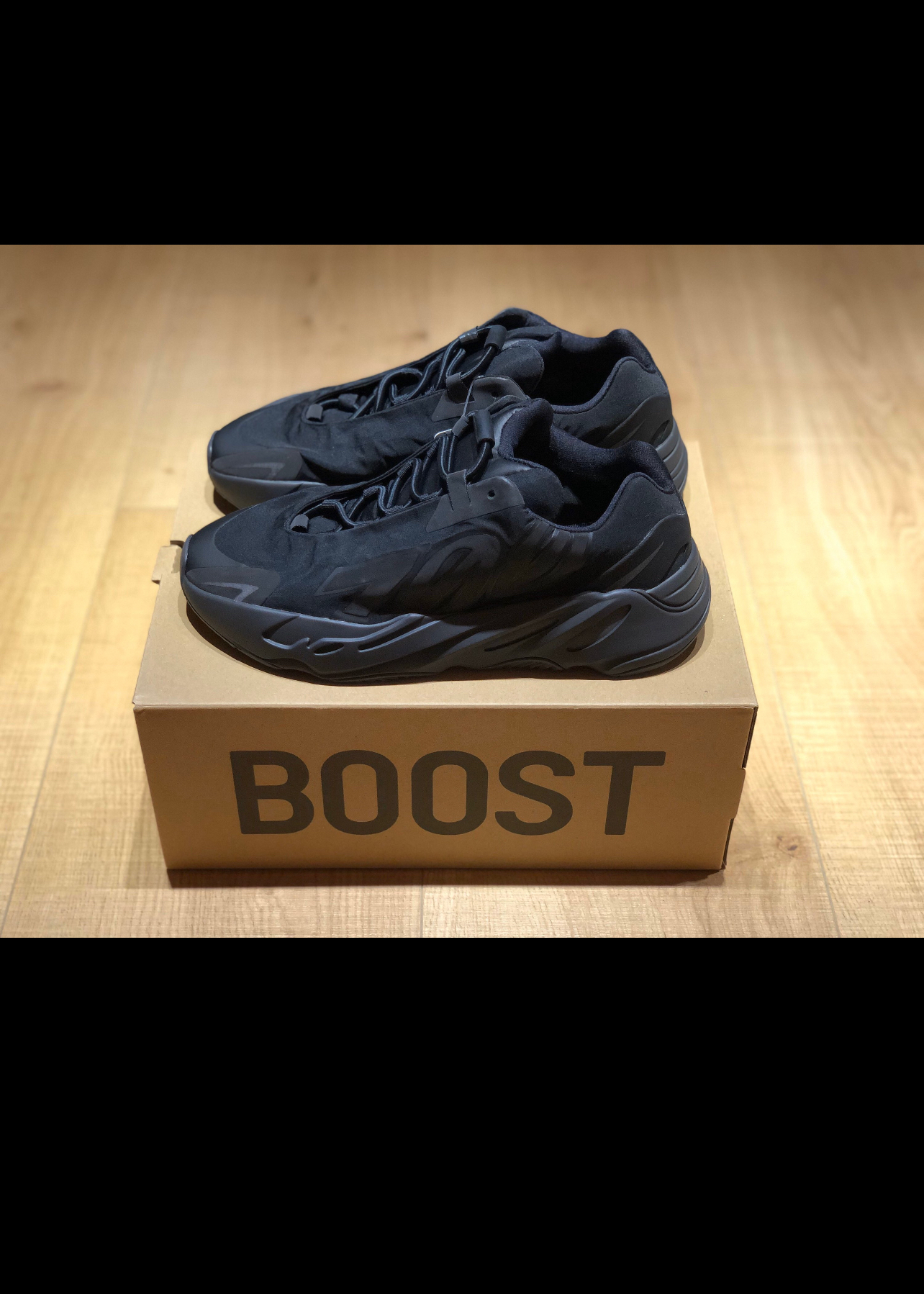 custom review-Adidas Originals Yeezy Boost 700 MNVN Черный Warrior Низкий Топ Кроссовки с Толстой Подошвой Унисекс Черный