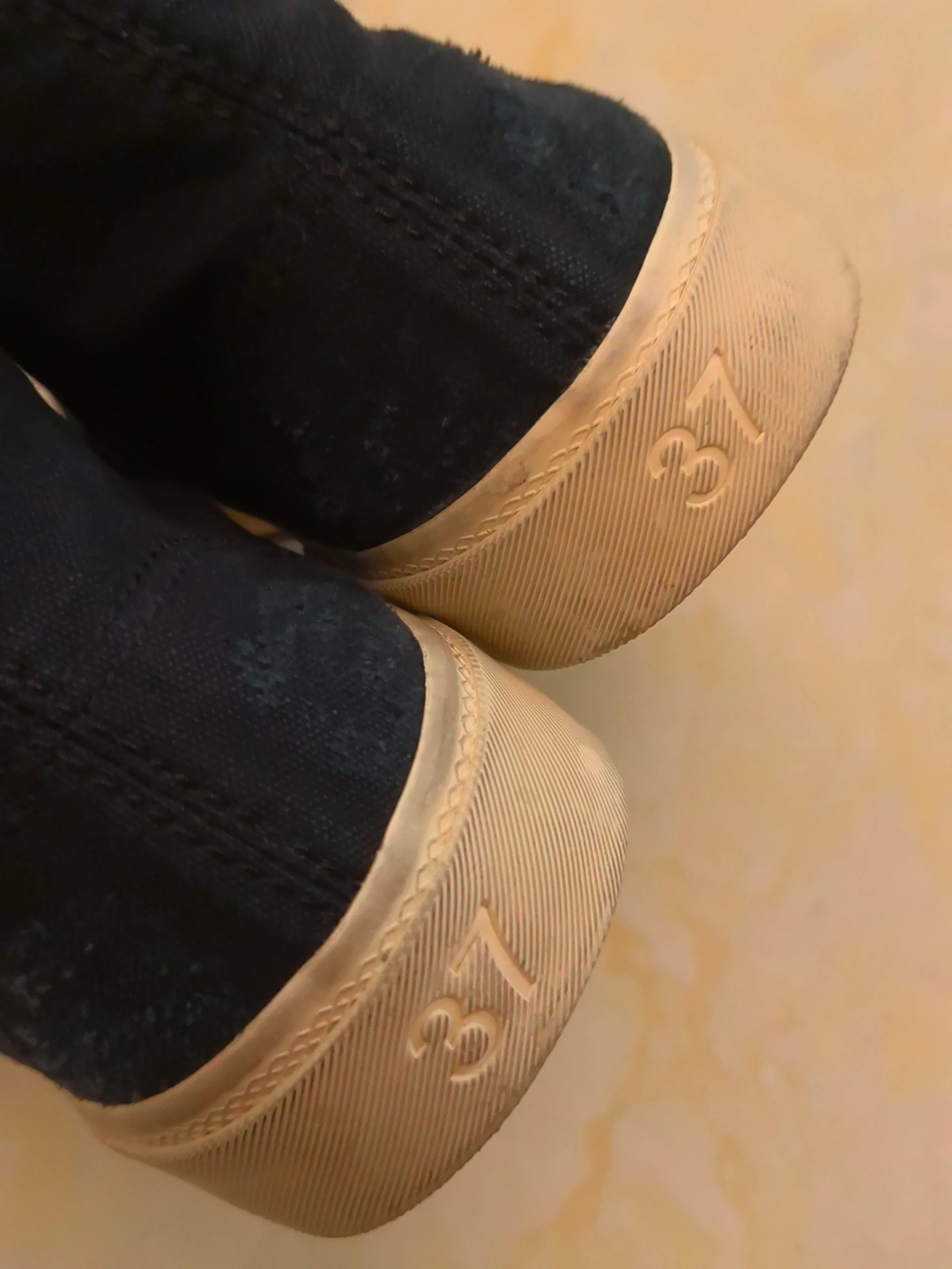 custom review-Balenciaga Париж Стильные Скейтбординги Женские Черные Потертые