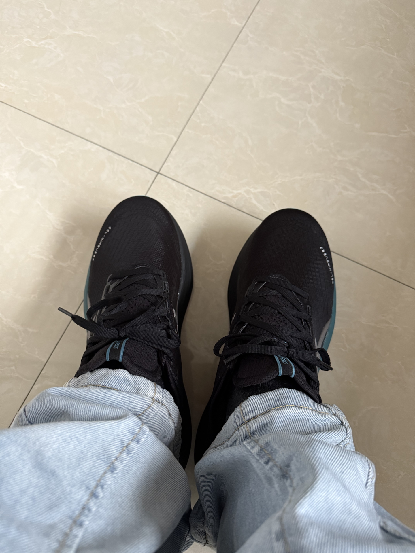 custom review-Asics Gel Nimbus 27 Устойчивый к истиранию Дышащая Низкопрофильная Обувь для Марафона и Долгих Бегов Мужская Черная