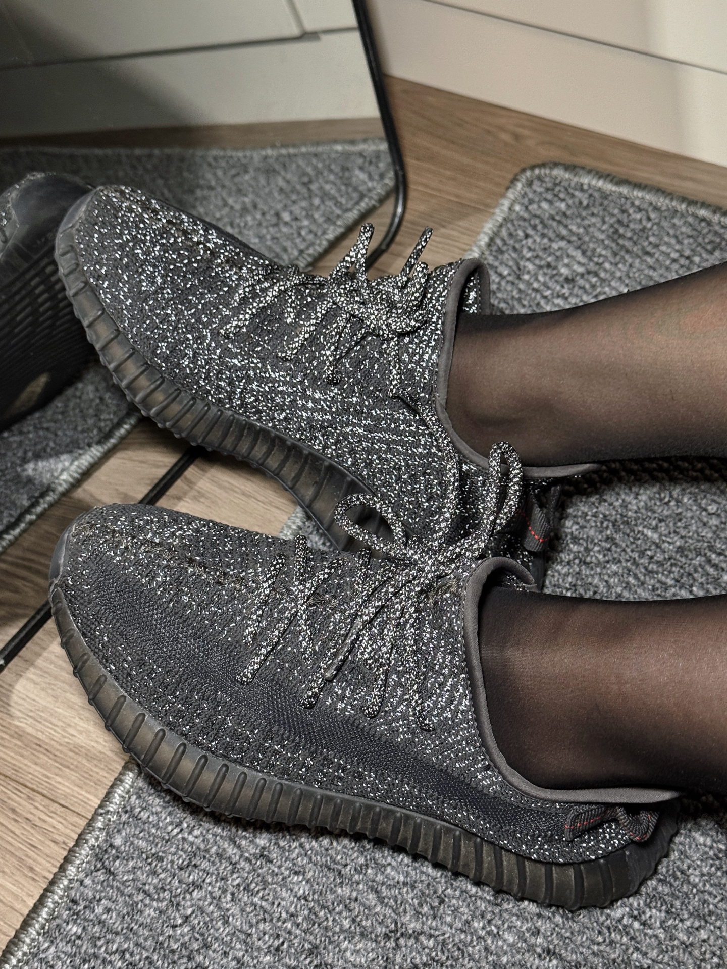 171 58|🌟【yeezy 350 黑满天星|运动女孩的本命战靴】👟