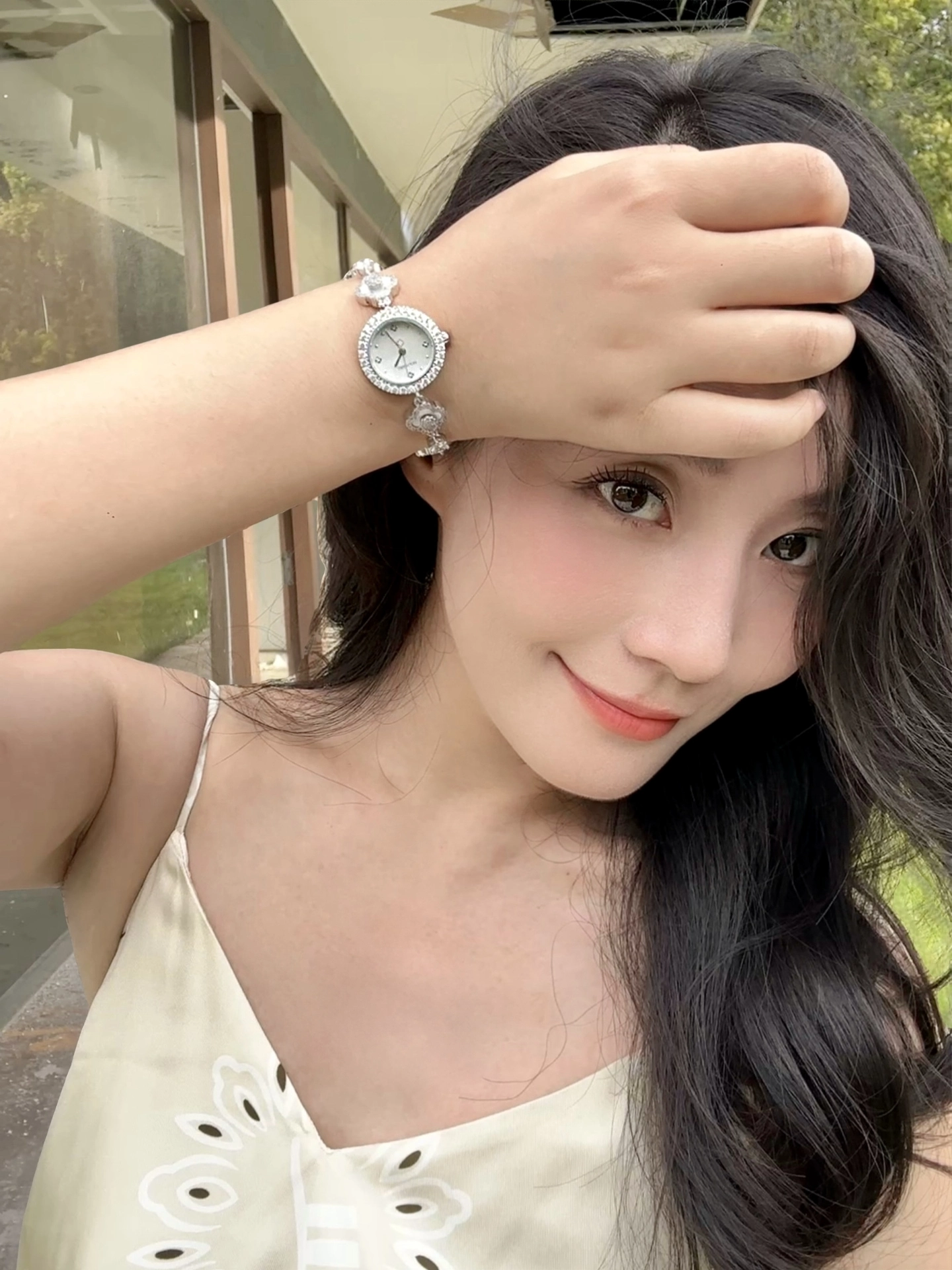 最近戴的中国珠宝四叶草手表真的太惊艳了
