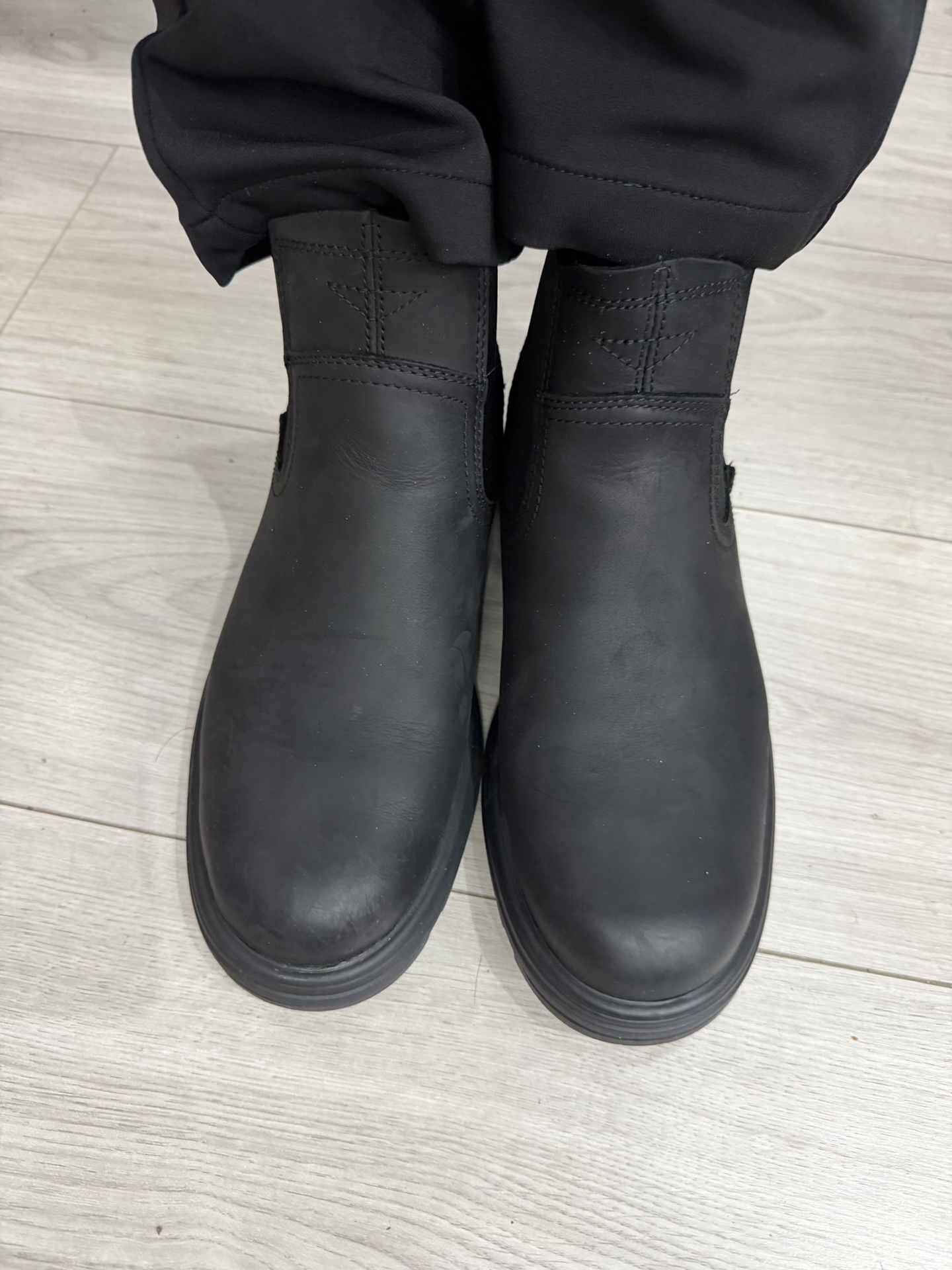 custom review-UGG Коровья кожа короткий челси мужской черный