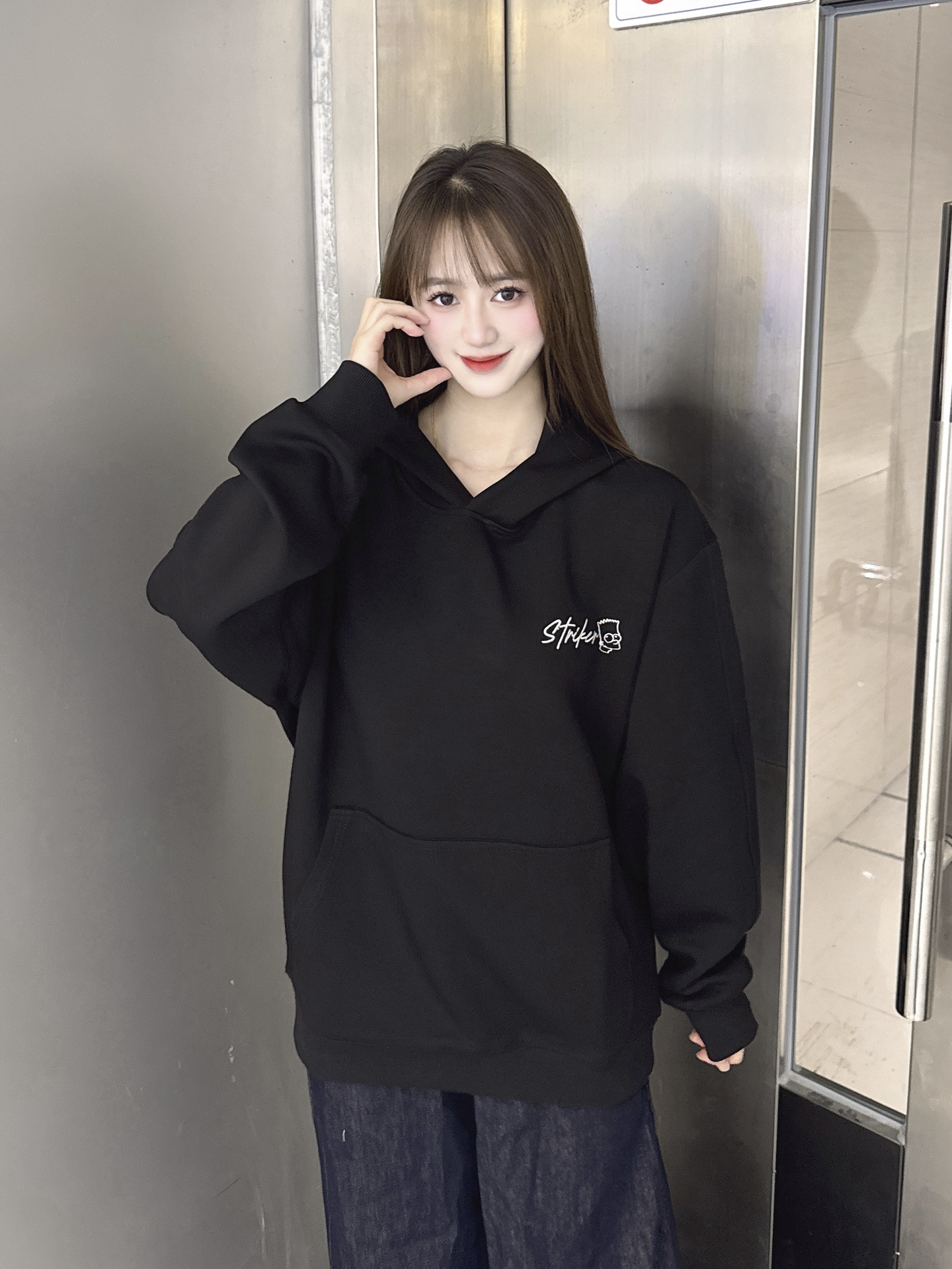 黑色卫衣就是百搭之神