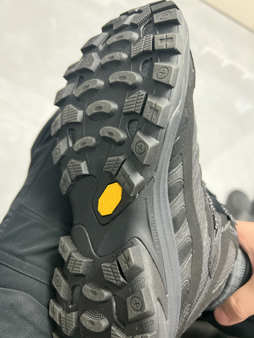 custom review-MERRELL Уличная обувь MID Топ Черный Мужской