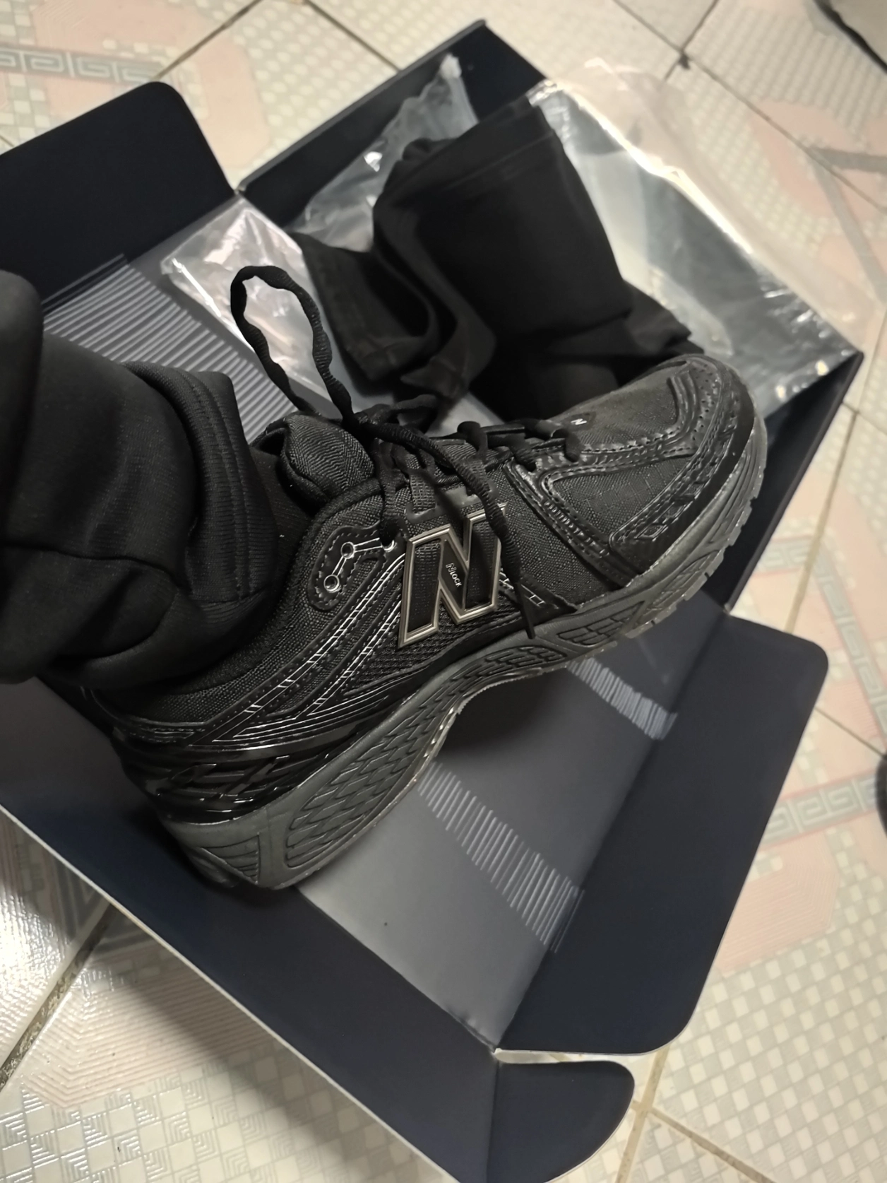 custom review-New Balance NB 1906R Амортизация Поддержка Повседневная Обувь Унисекс Черный Серебряный