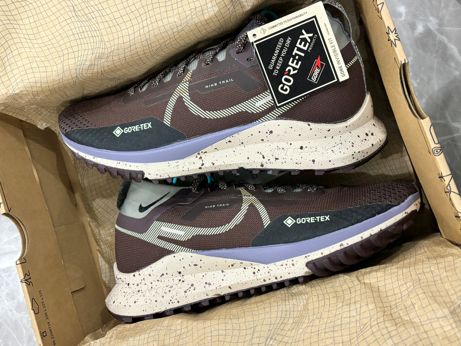 custom review-Nike Pegasus Trail 4 Устойчивый к истиранию Водонепроницаемый и Дышащий Низкие Кроссовки для Беговых Пути Мужские Коричневые