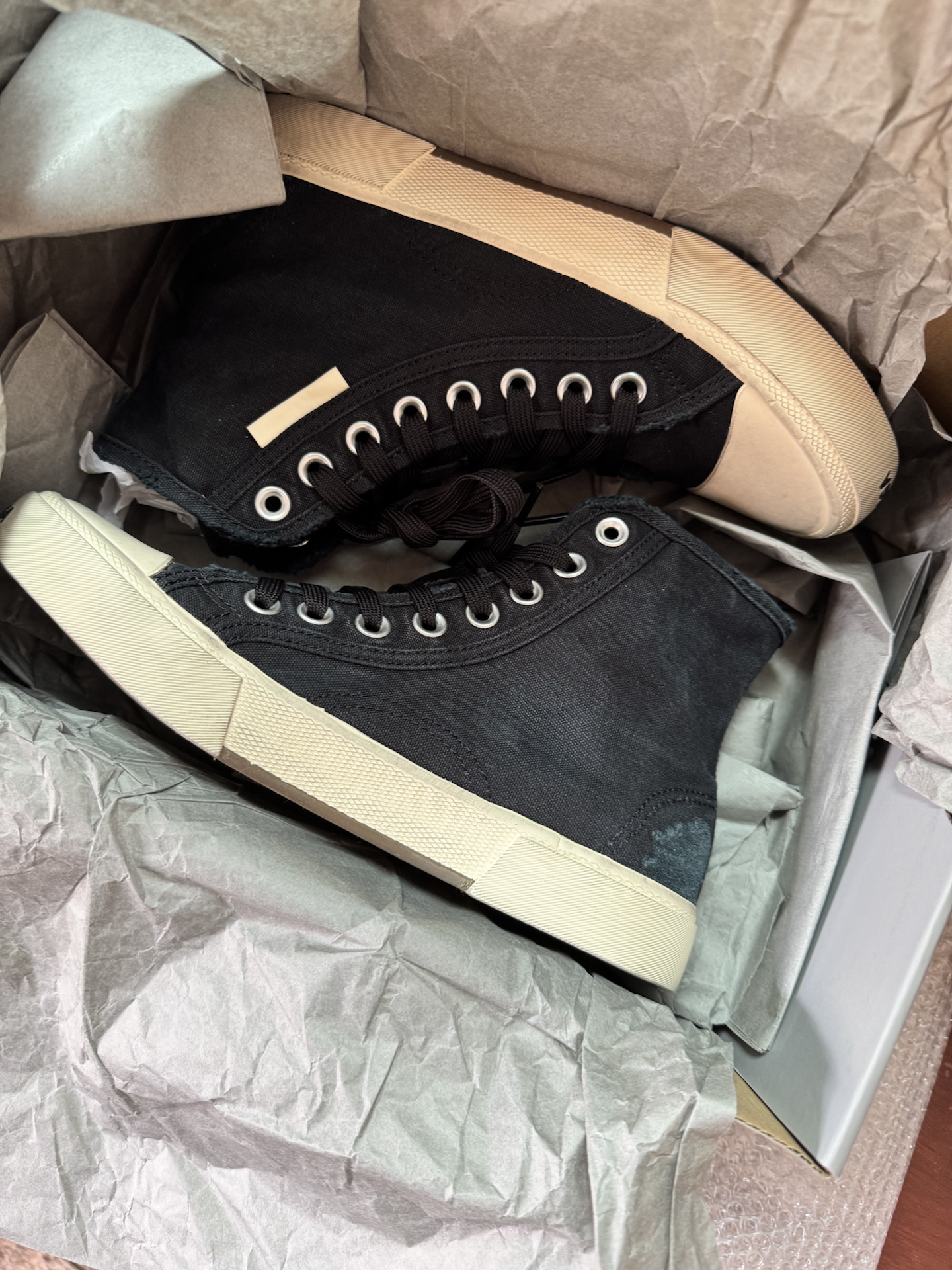 custom review-Balenciaga Париж Стильные Скейтбординги Женские Черные с Эффектом Потертости