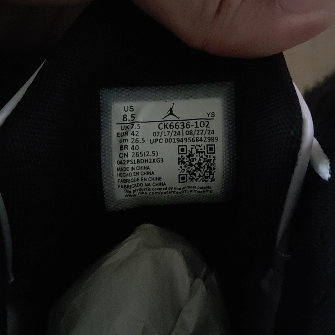 custom review-Jordan Max Aura 2 'Белый Фитнес-красный' Амортизация Износостойкий Высокий Топ Винтажные баскетбольные кроссовки Мужской Белый черный