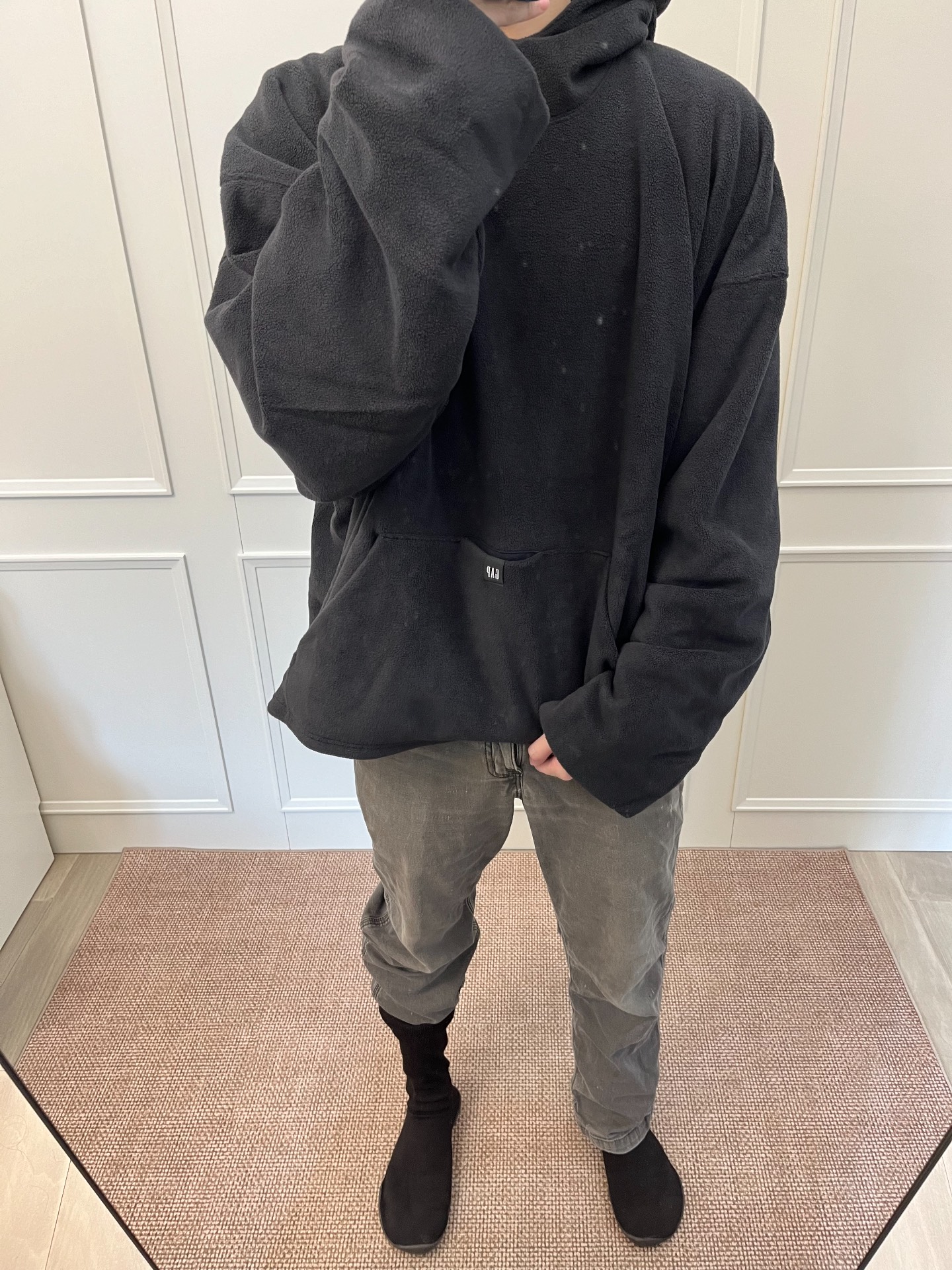 custom review-YEEZY x Balenciaga Gap X Balenciaga Collaboration FW22 Свитшот Мужской Черный