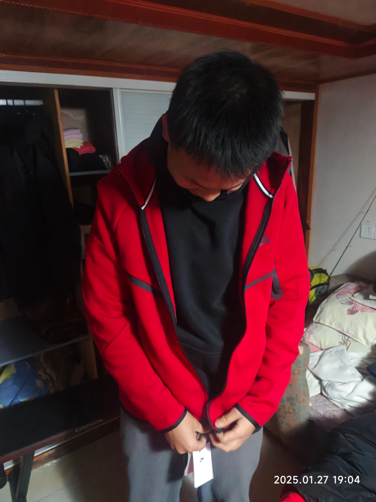 custom review-Nike WINDRUNNER Толстовка Мужская Красная Черная