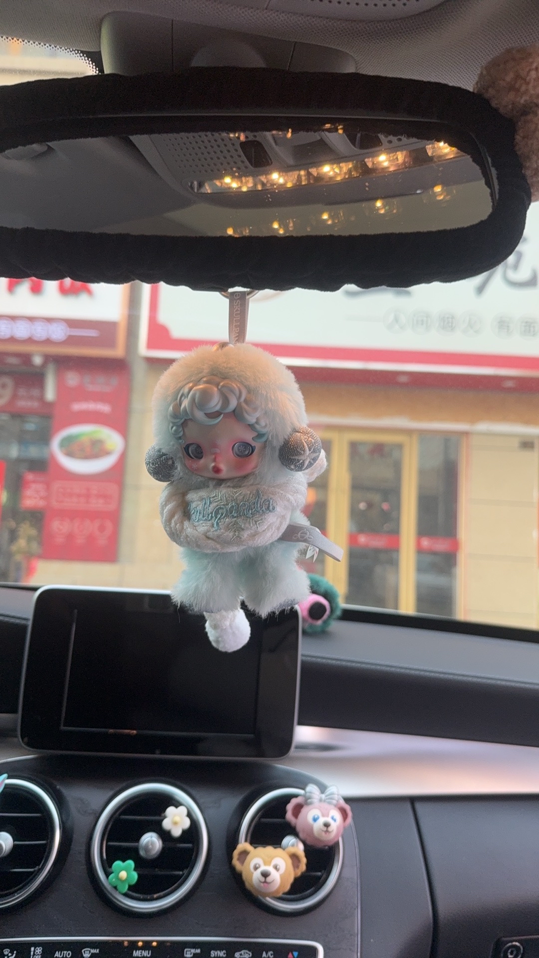 custom review-POP MART Коллаборация Skullpanda Winter Day Movement Коллекция Слепые Коробки Один Mystery Коробка Целая Коробка 6 шт