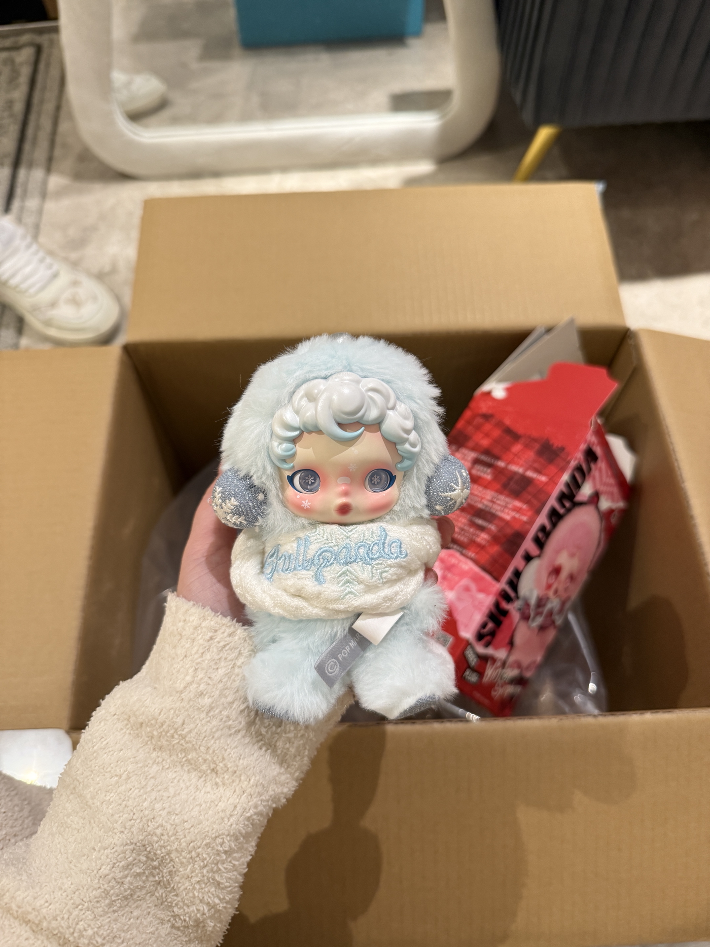 custom review-POP MART Коллаборация Skullpanda Winter Day Movement Коллекция Слепые Коробки Один Mystery Коробка Целая Коробка 6 шт