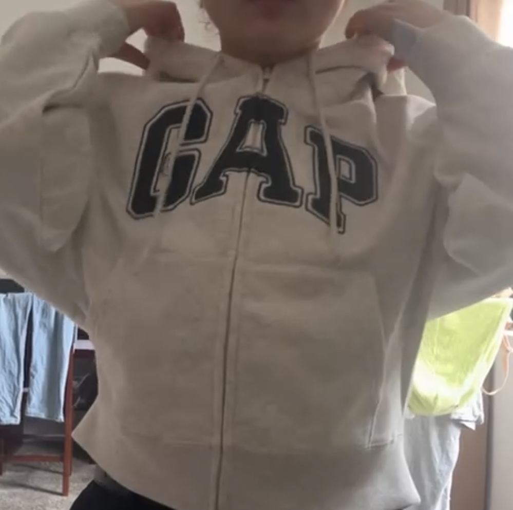 custom review-GAP Женские Свитшоты