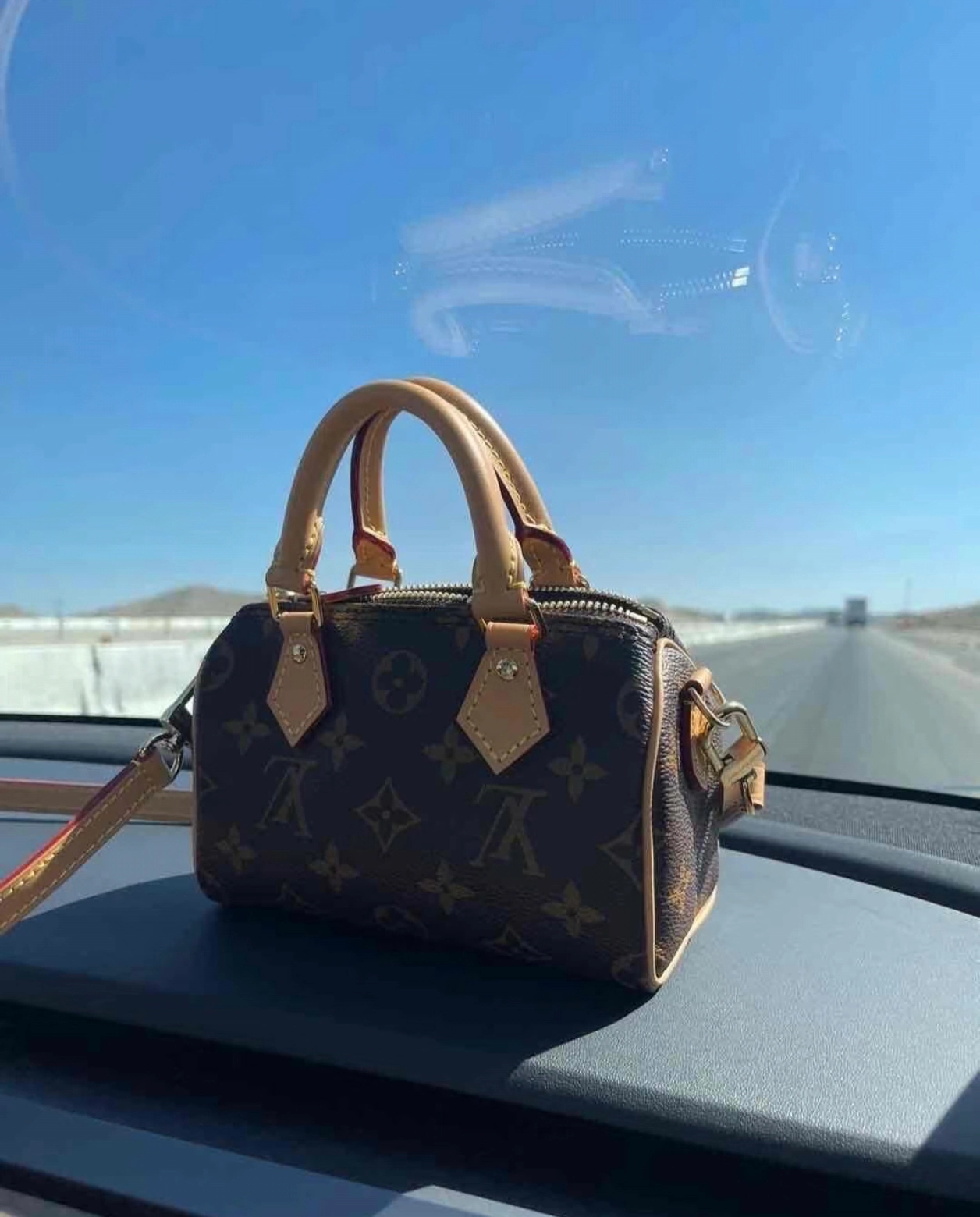 custom review-Lan Bao Fan Коровья кожа Сумка Ремень Унисекс Растительное дубление Цвет