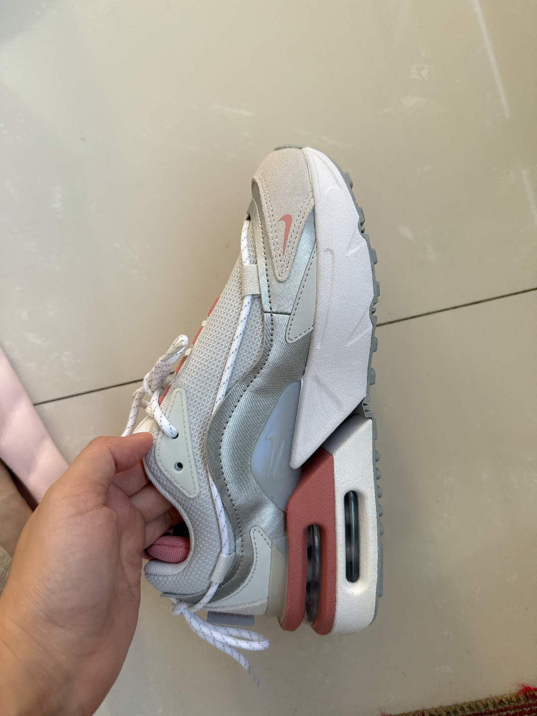 custom review-Nike Air Max Furyosa Устойчивый к истиранию Низкий Топ Кэжуал Женский Белый