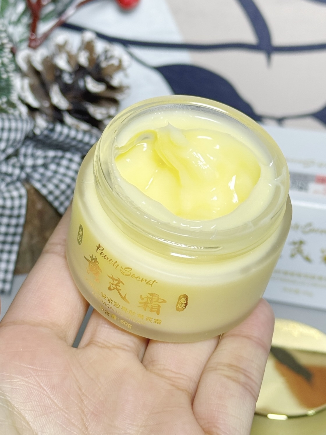 震惊!用了它皮肤像发光一样白!