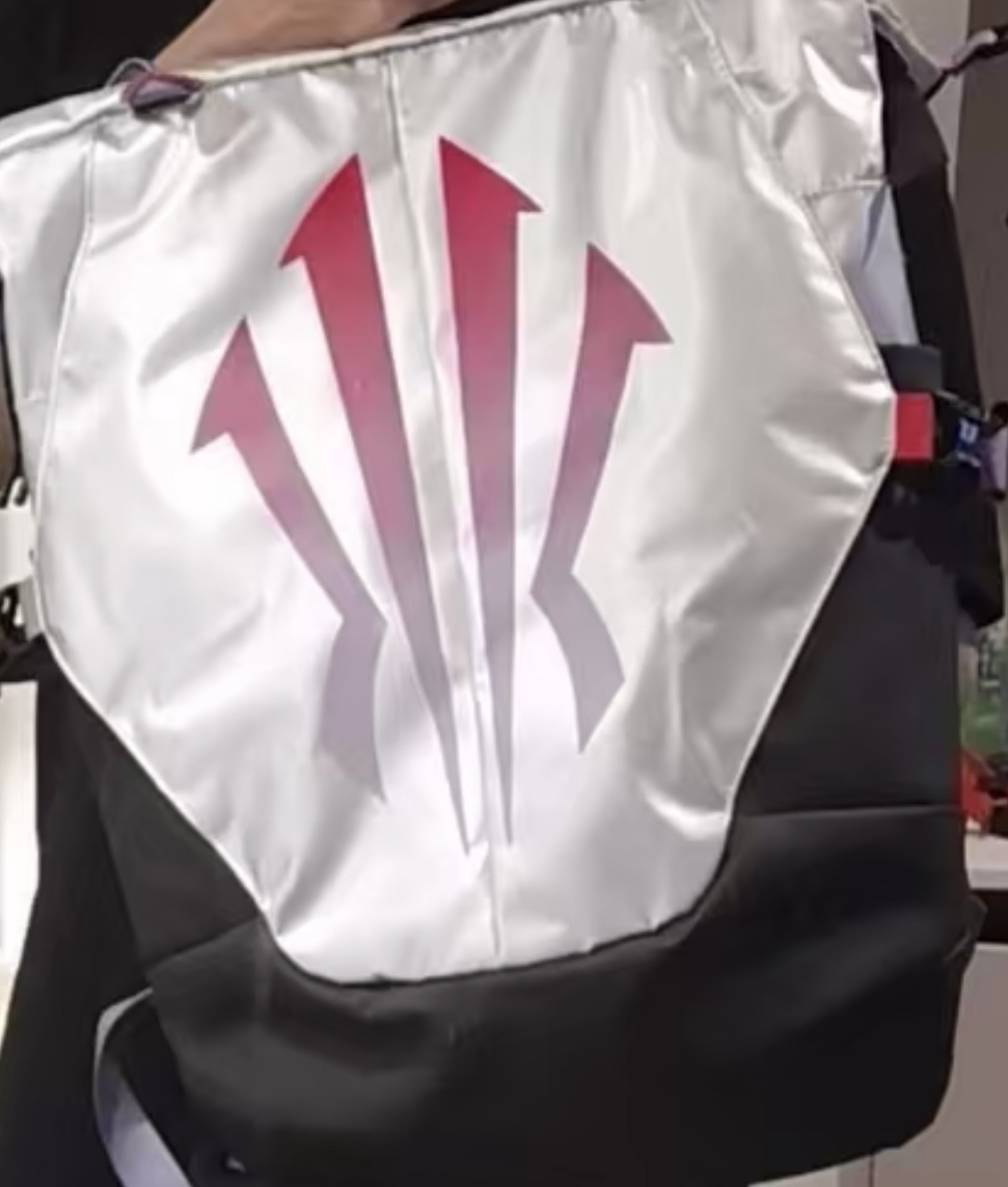 custom review-Anta Irving Collection ПУ (полиуретан) Радужный Рюкзак Стандартный (Standard) Унисекс Черный Серебристый