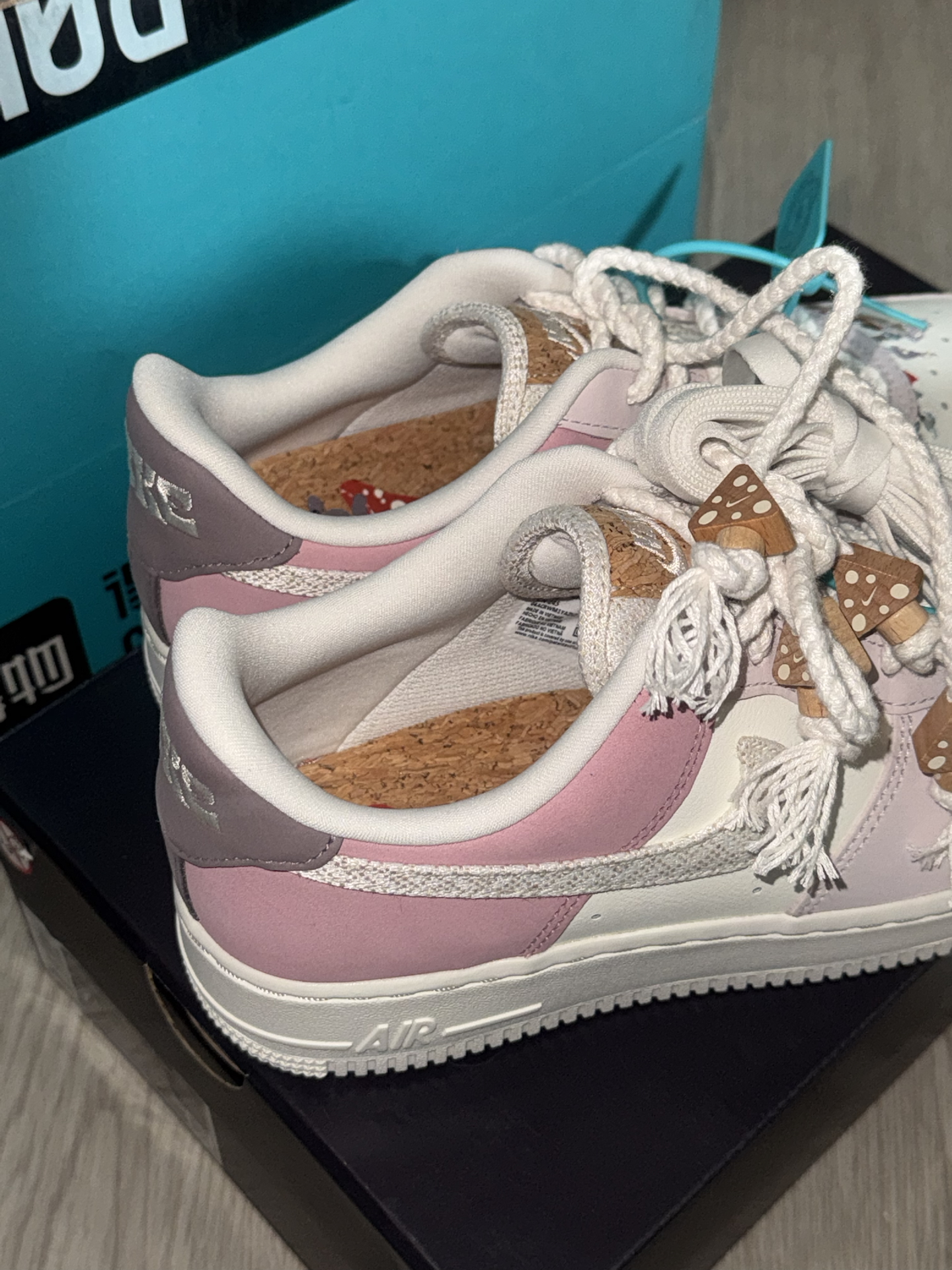 custom review-Nike Air FORCE 1 Slip-on Устойчивый к истиранию Низкий Топ Скейтбординг Женские Розовый Белый