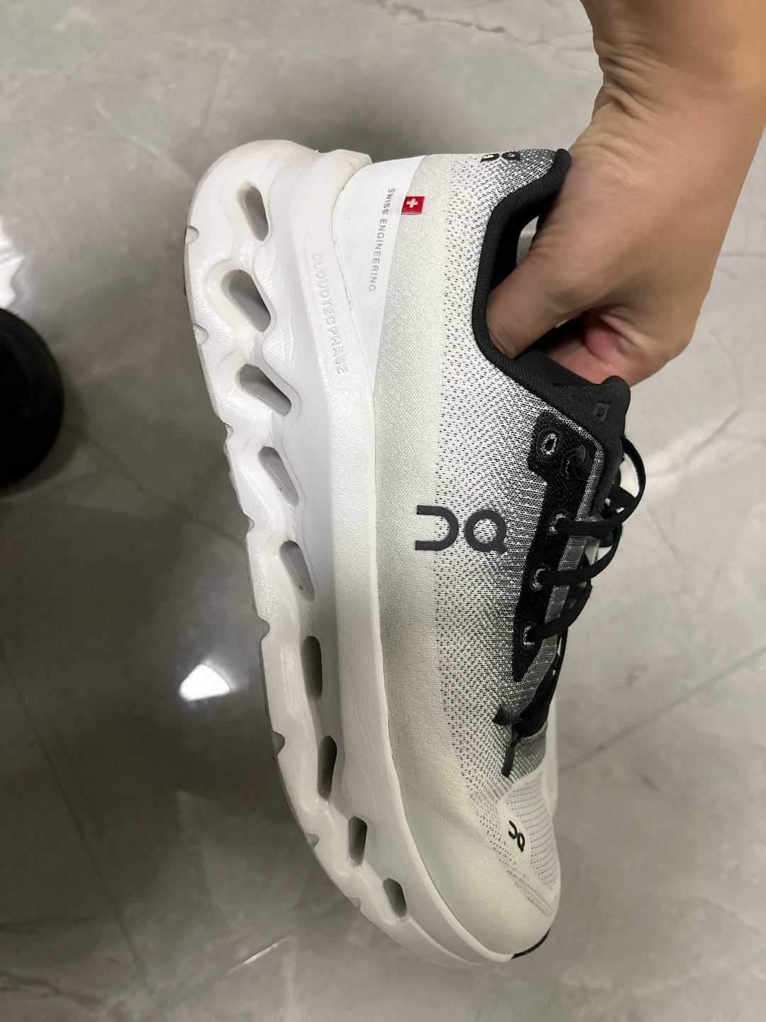 custom review-On CLOUDTILT Дышащий Низкий Топ Повседневная Обувь Мужская Белый Черный