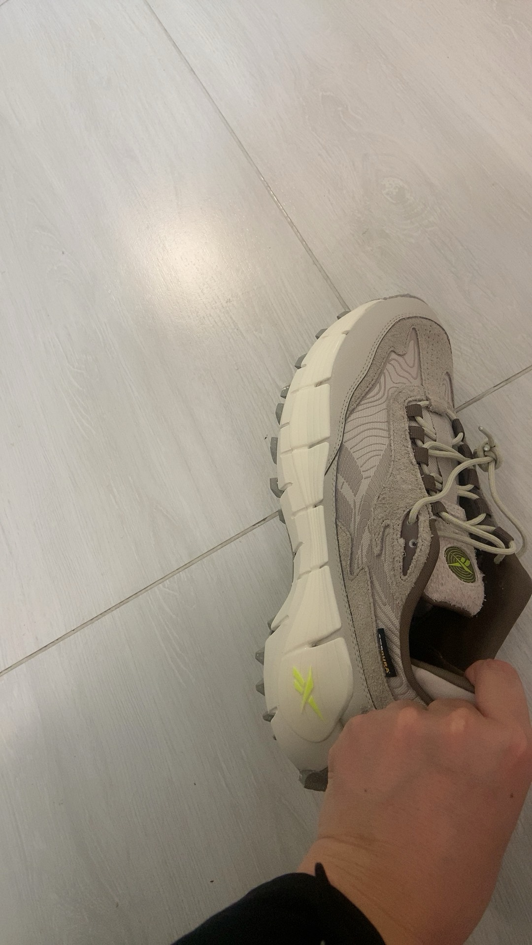 custom review-Reebok ZIG KINETICA 2,5 EDGE Устойчивый к истиранию Дышащая Низкая Обувь для Беговых соревнований Унисекс Серый Белый