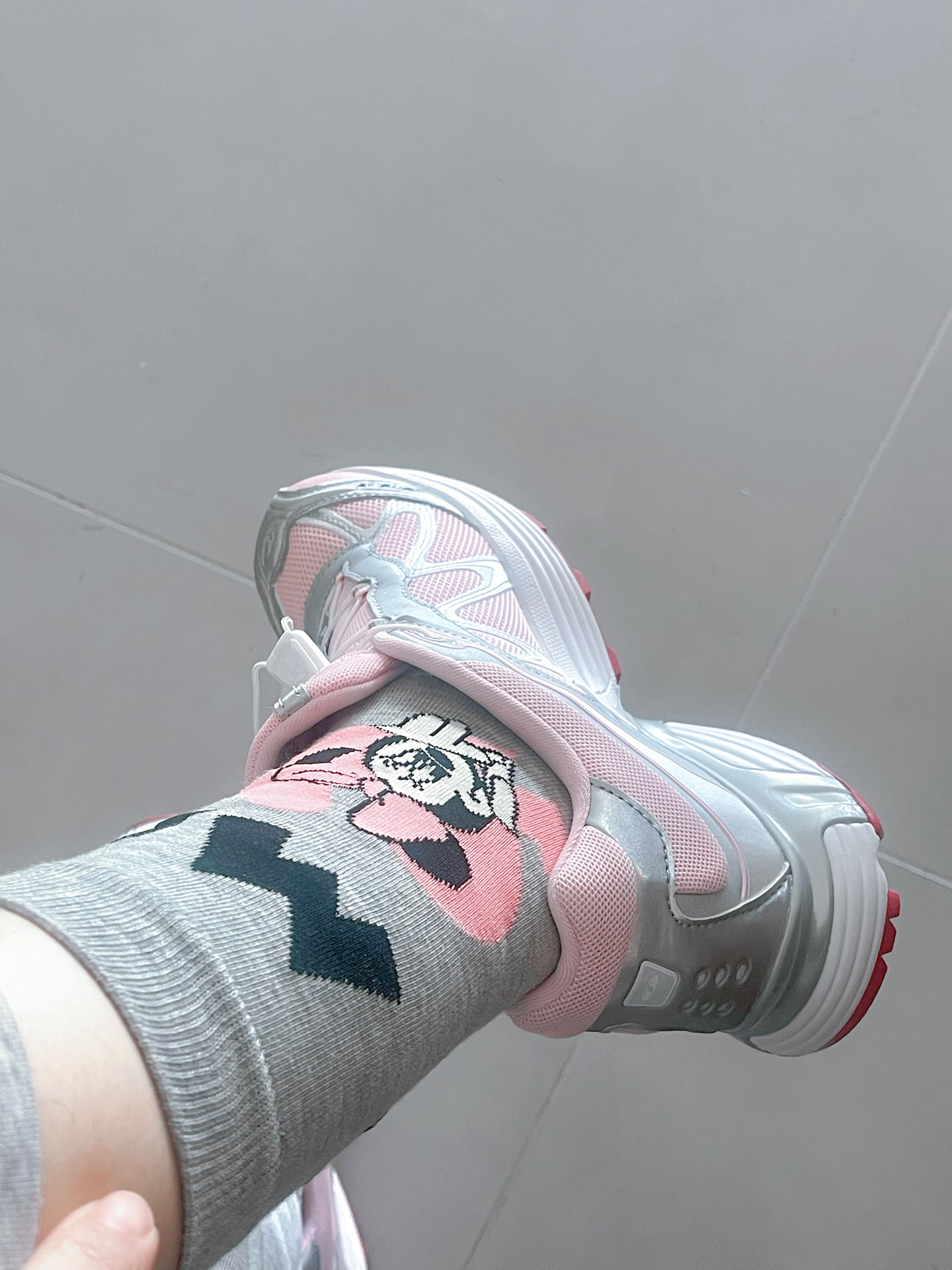 custom review-Sandy Liang x SALOMON XT WHISPER Амортизация Низкий Топ Беговые кроссовки Унисекс Розовый