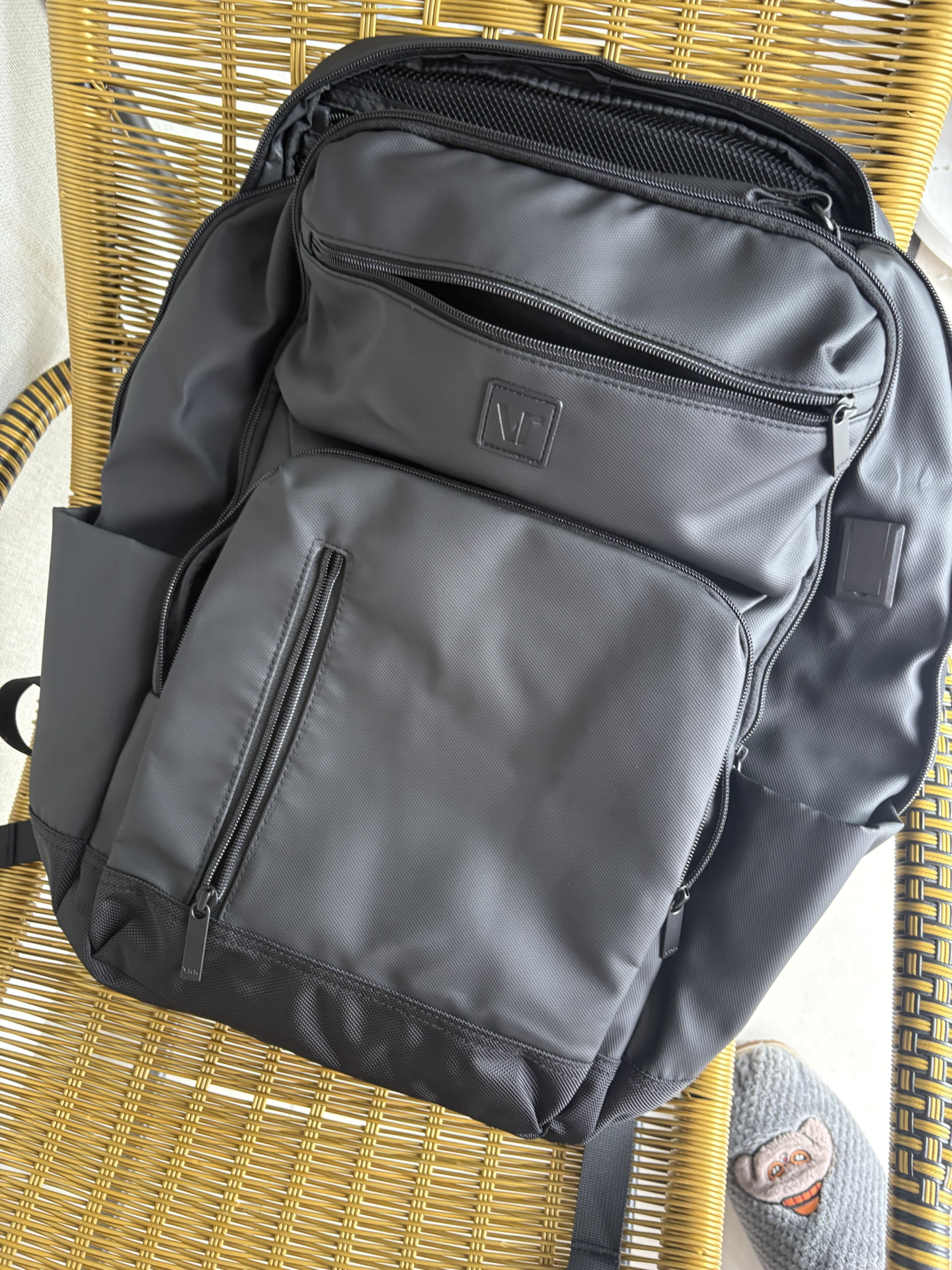 custom review-WEIDUOLIYALVXINGZHE Рюкзак из кожаной мембраны Стандартный (Standard) Унисекс Черный