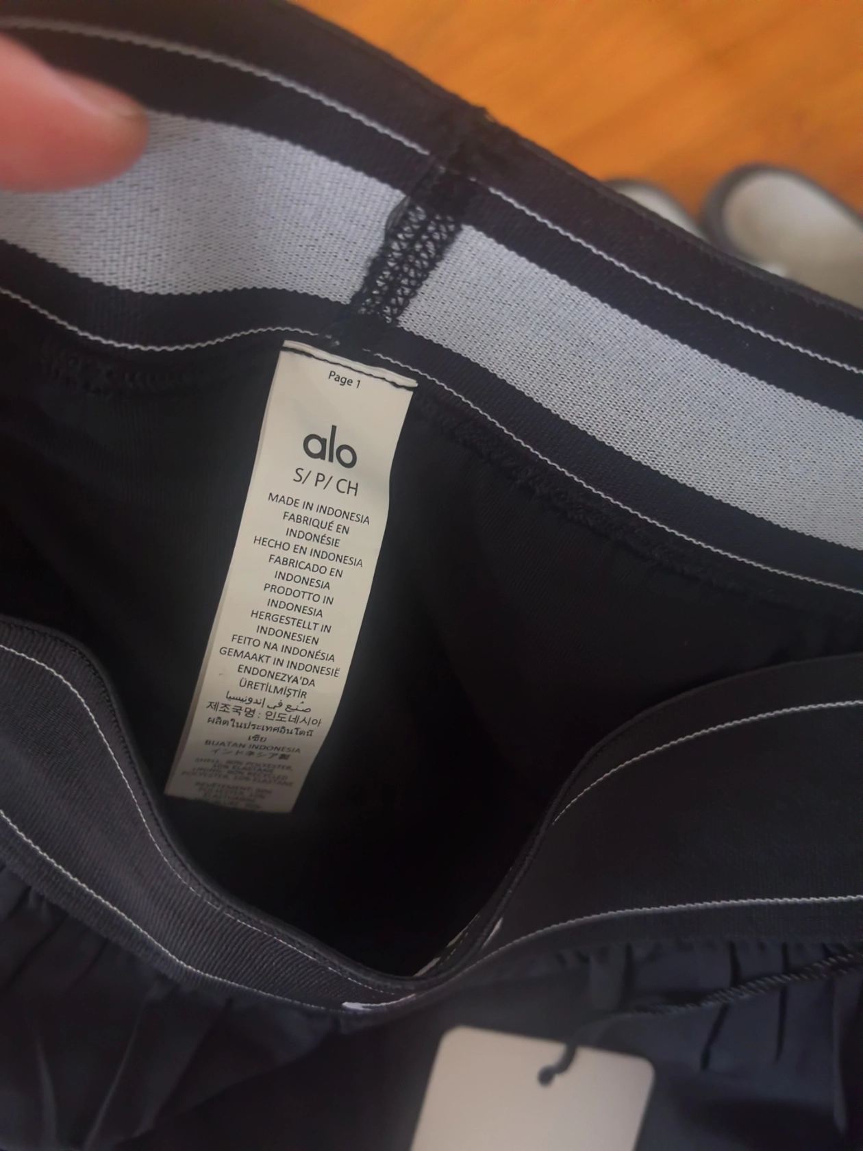 custom review-Alo Yoga Женские спортивные шорты