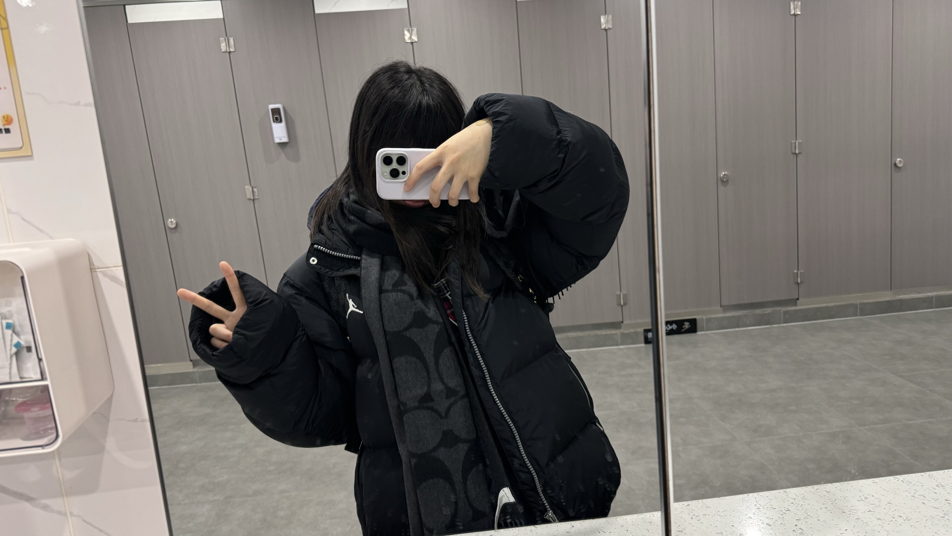 custom review-JORDAN ESSENTIAL Пуховик Мужской Черный