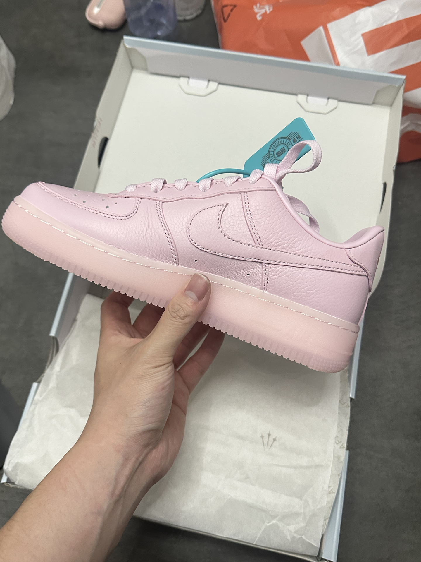 custom review-Drake NOCTA x Nike Air FORCE 1 Нижняя юбка Устойчивый к истиранию Низкий топ Детские повседневные кроссовки Розовый