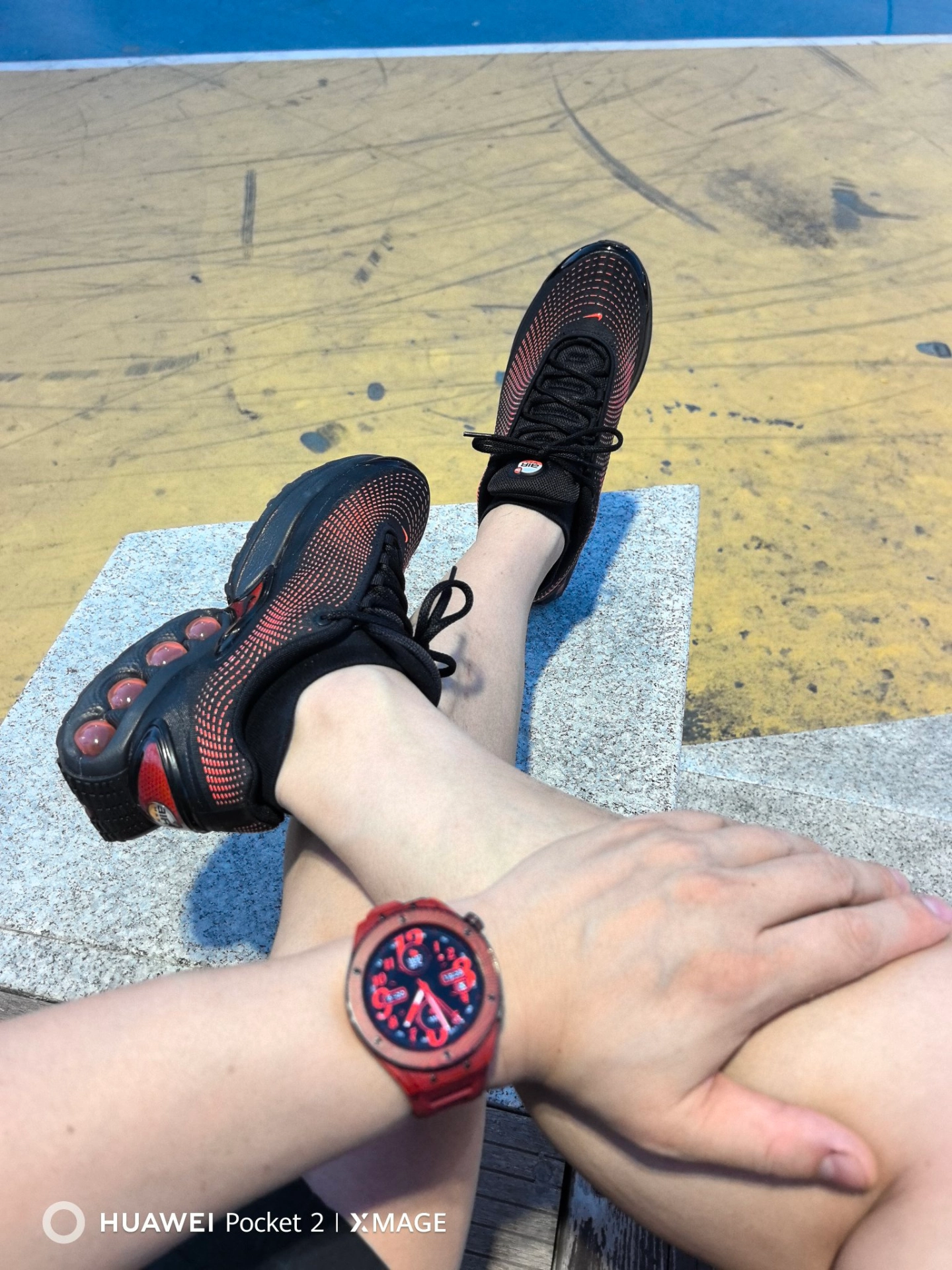 custom review-Nike Air Max Dn Дышащая Поддержка Низкий Топ Повседневная Беговая Обувь Унисекс Черный Красный