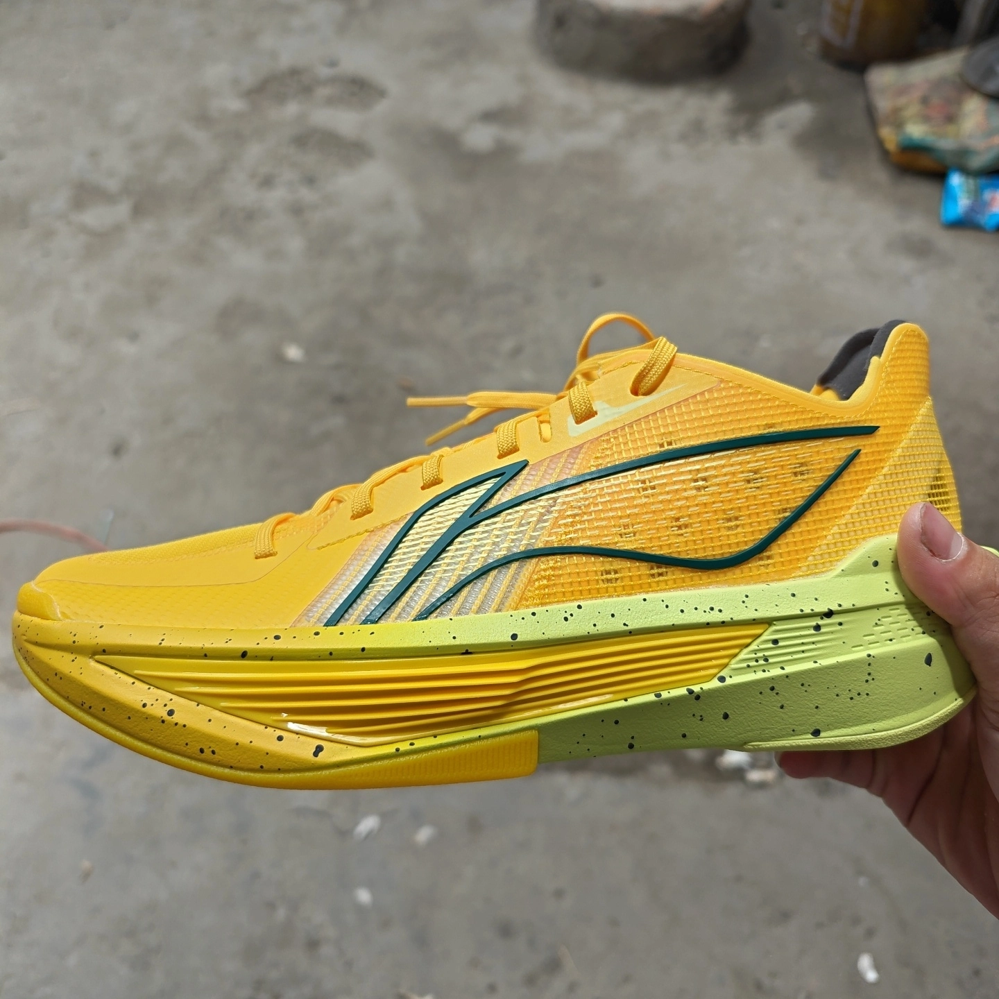 custom review-LINING ULTRALIGHT Баскетбольные кроссовки Низкий Топ Лимон Мужской