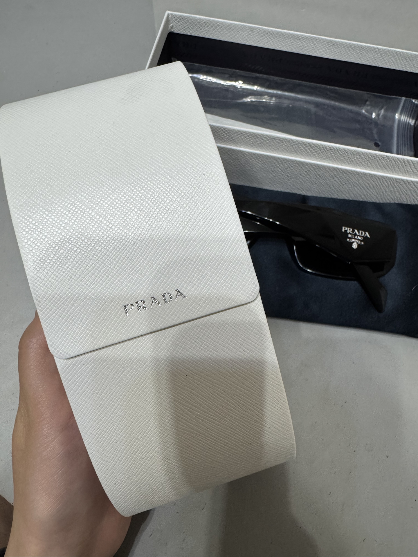custom review-PRADA Ацетат Нерегулярная форма Солнцезащитные очки Унисекс Черный