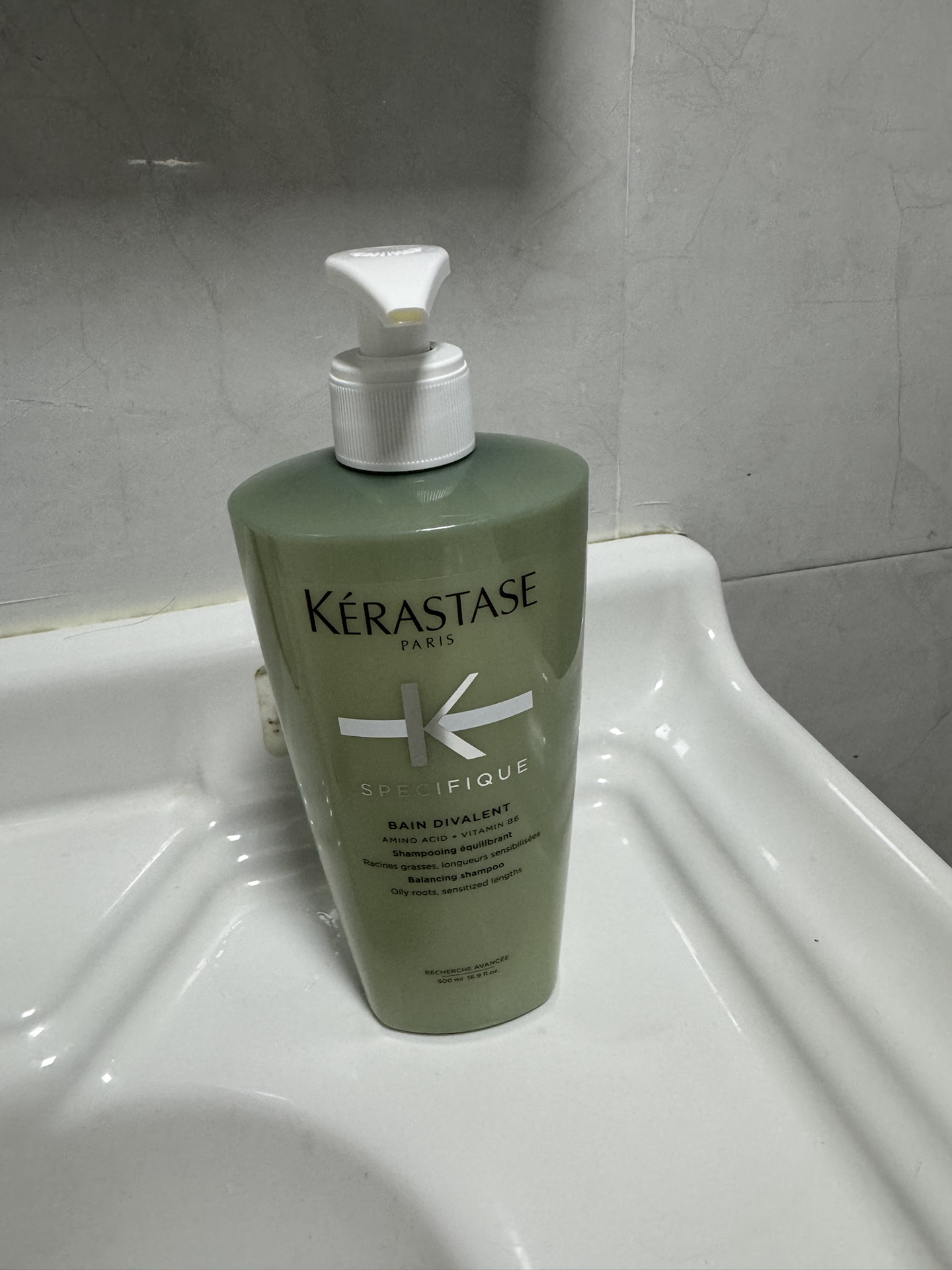 custom review-KERASTASE Dual Function Шампунь Уход за волосами Увлажнение Питание Контроль жирности Сглаживание Чистка Мыло Аромат