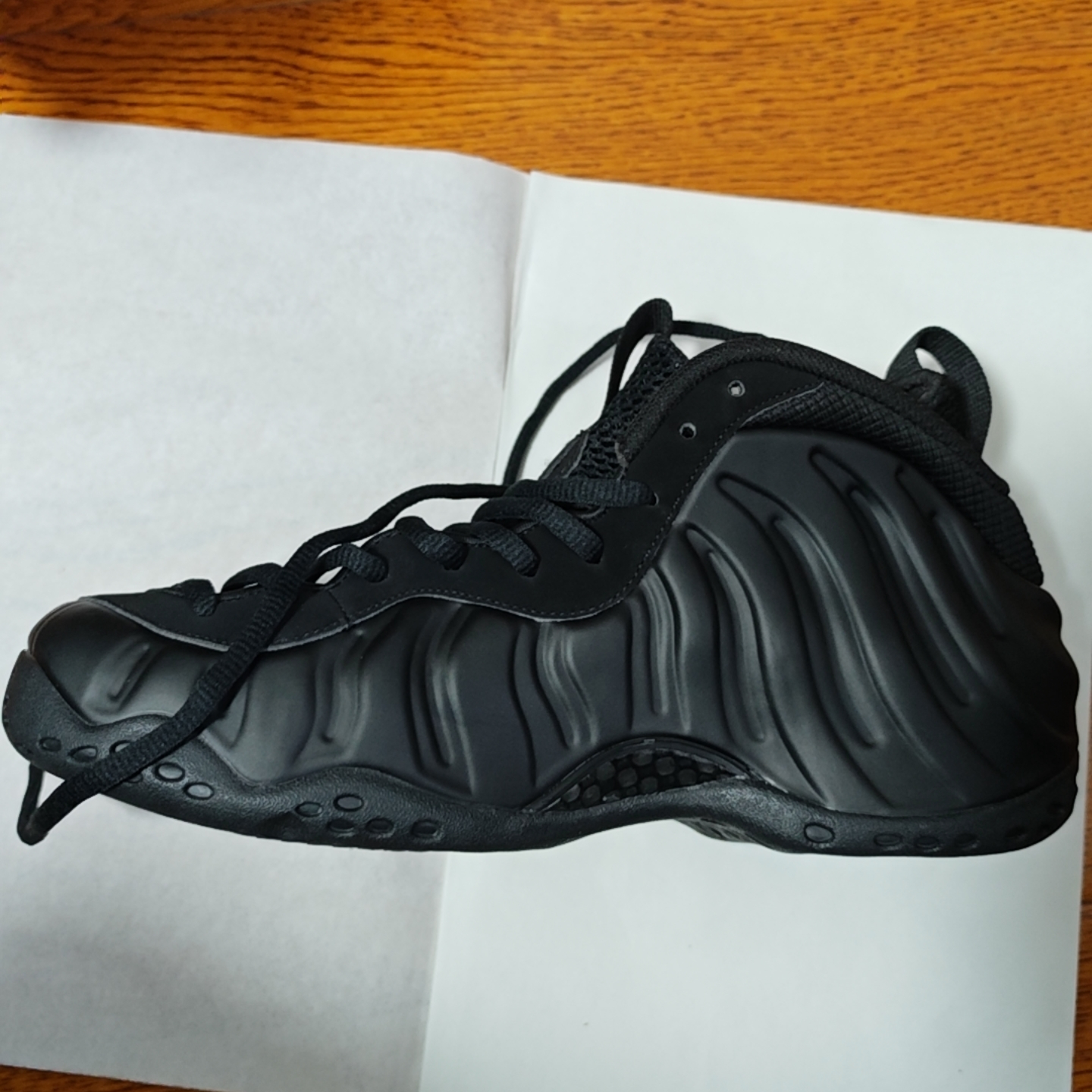 nike foamposite fake vs real