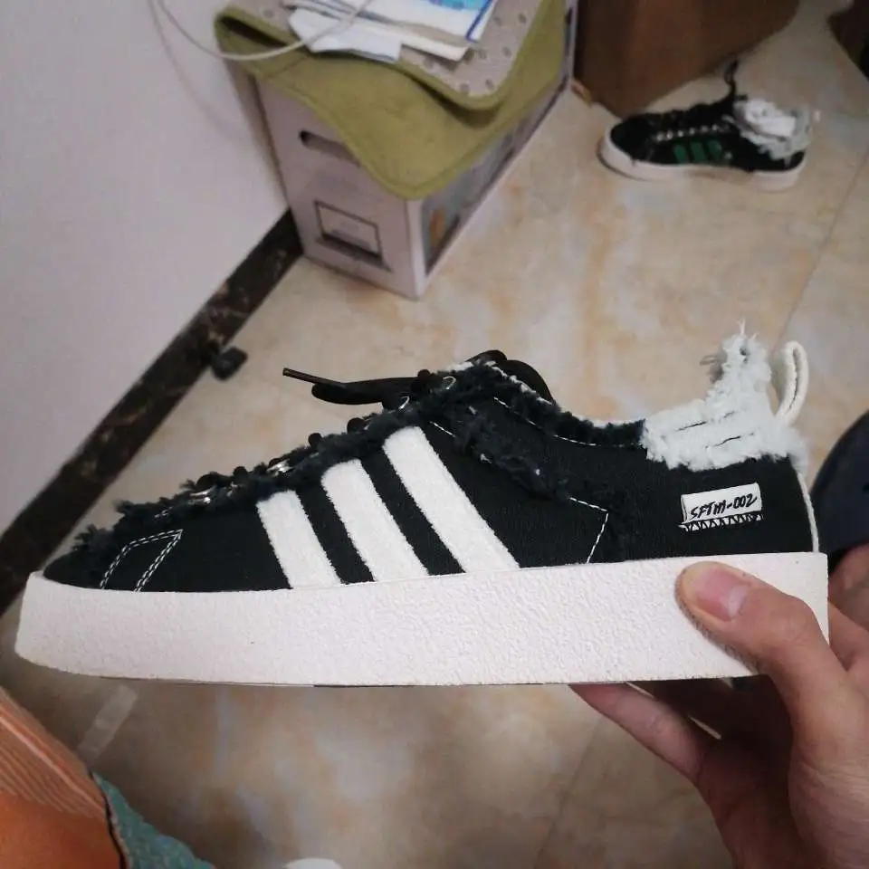 adidas gazelle silver green womens adidas Campus 00s Shoes