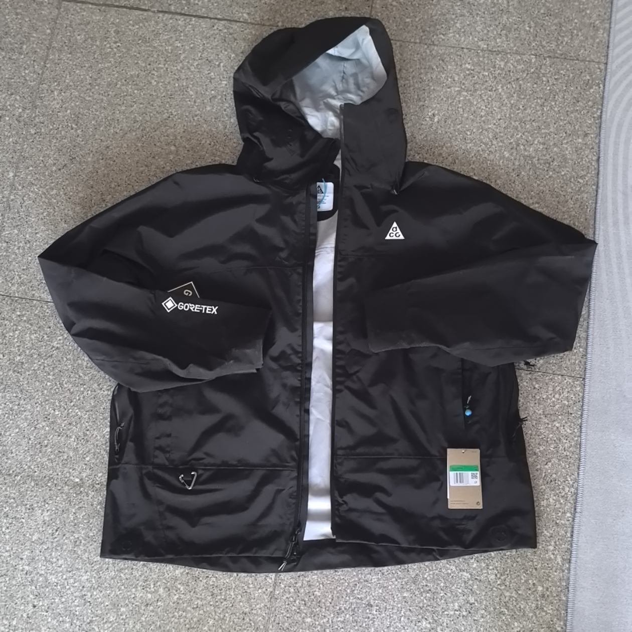 NIKE ACG ‘GORE TEX PCLTE JKT BLACK Nike Mens ACG Gore-Tex Jacket – Extra Butter