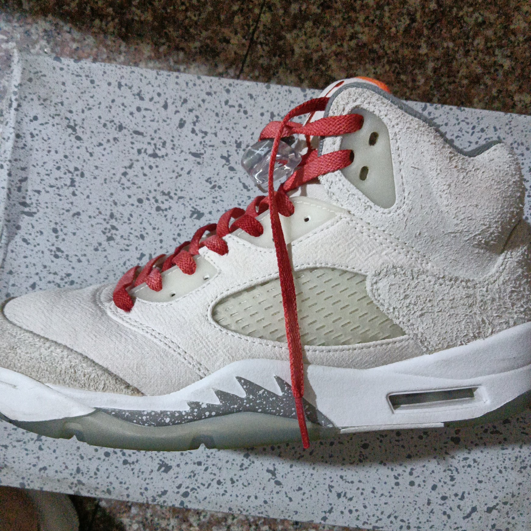 jordan 5 camo real vs fake