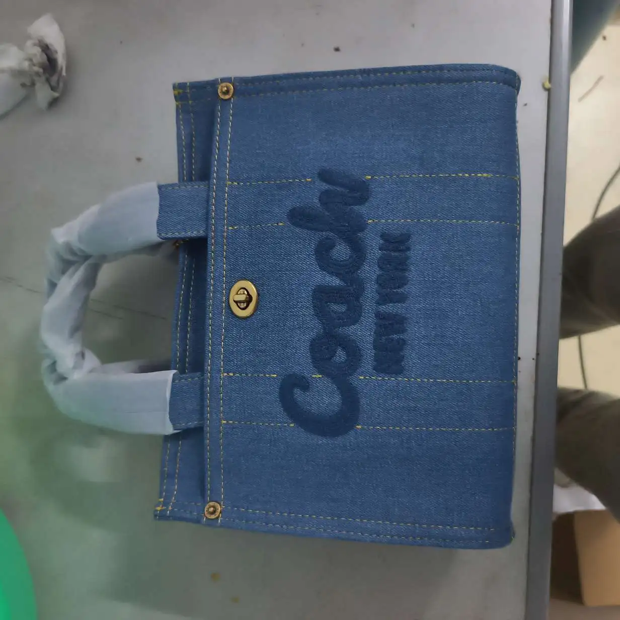 美品　Coach Denim Aacessory Porch Bag COACH Swinger 20 Mini Denim Shoulder Bag