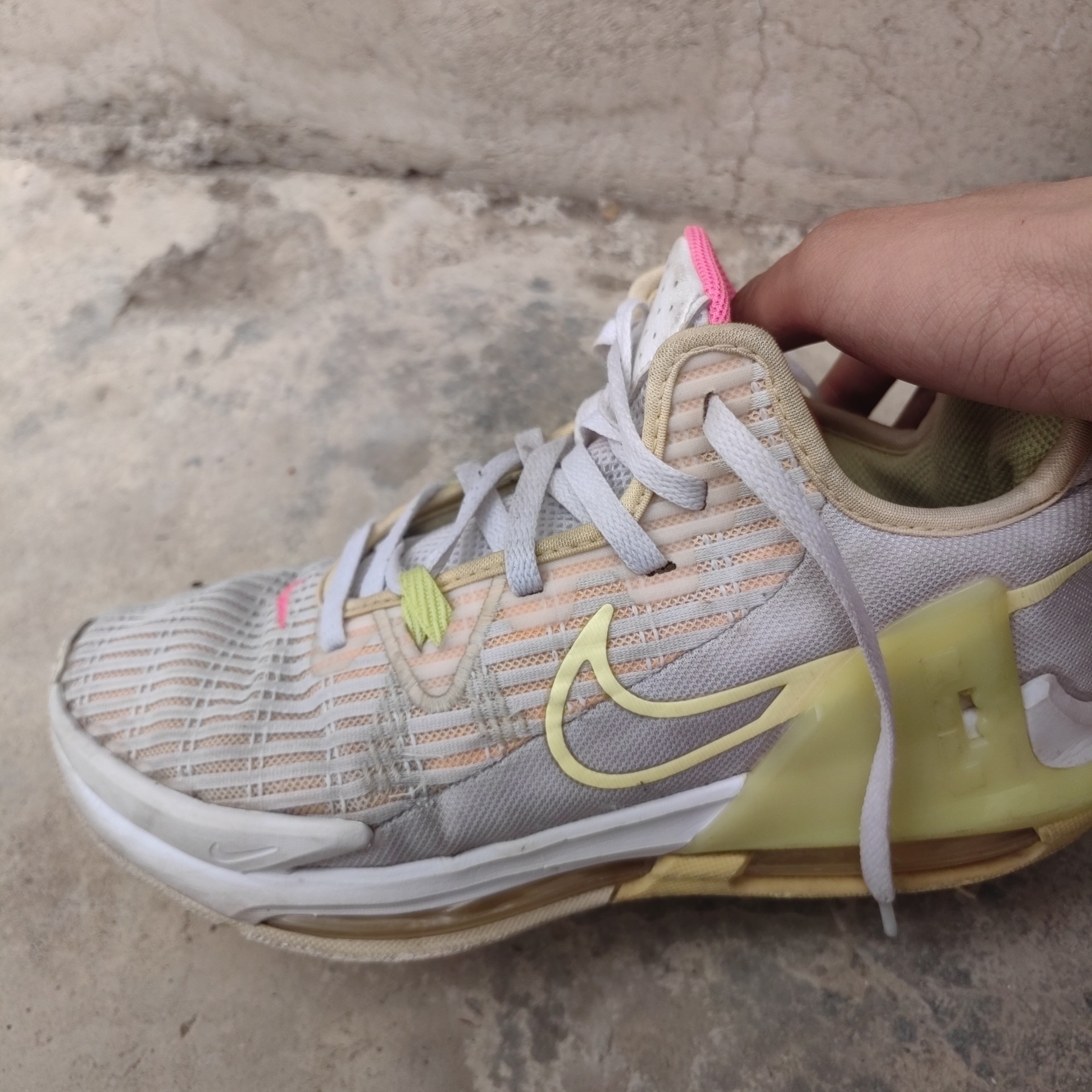 fake ken griffey jr shoes