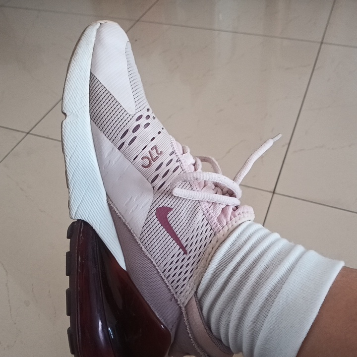 how to tell if air max 270 are fake