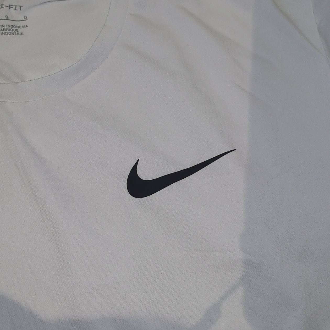 authentic nike t shirt