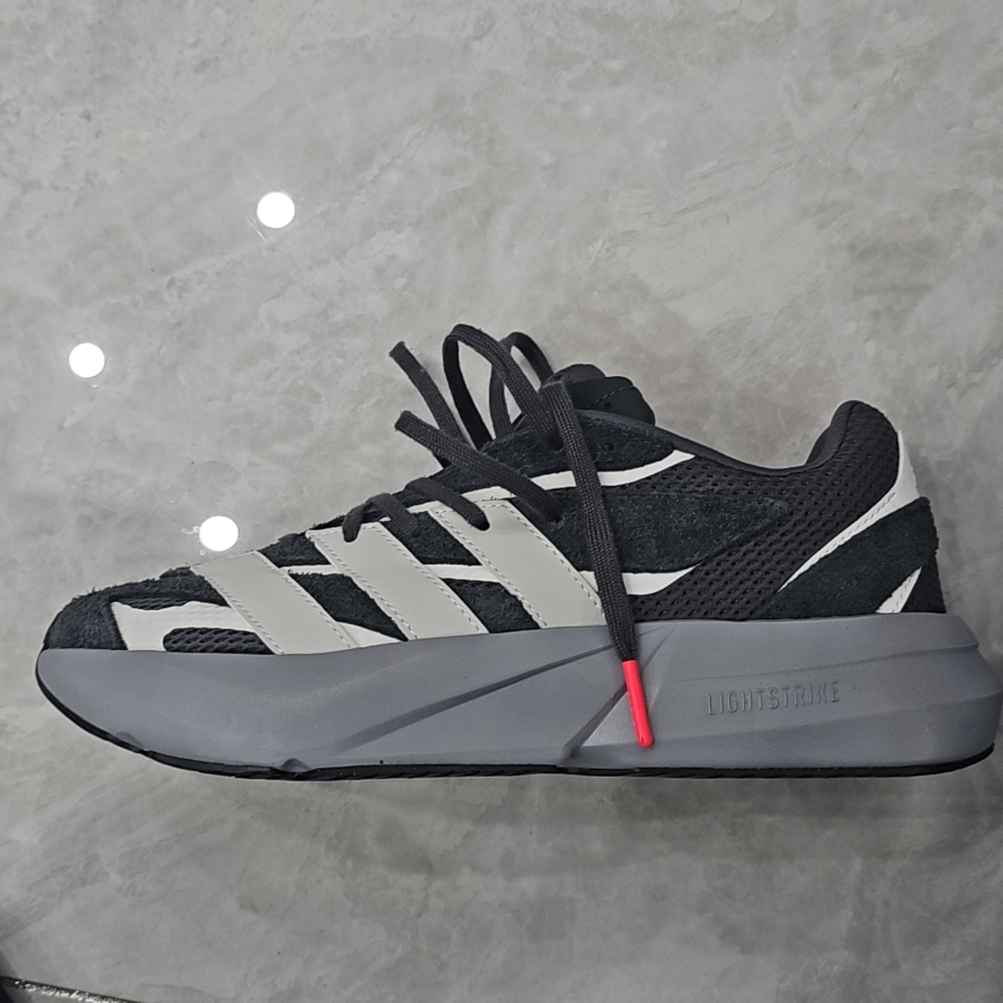 nike socks with adidas shoes